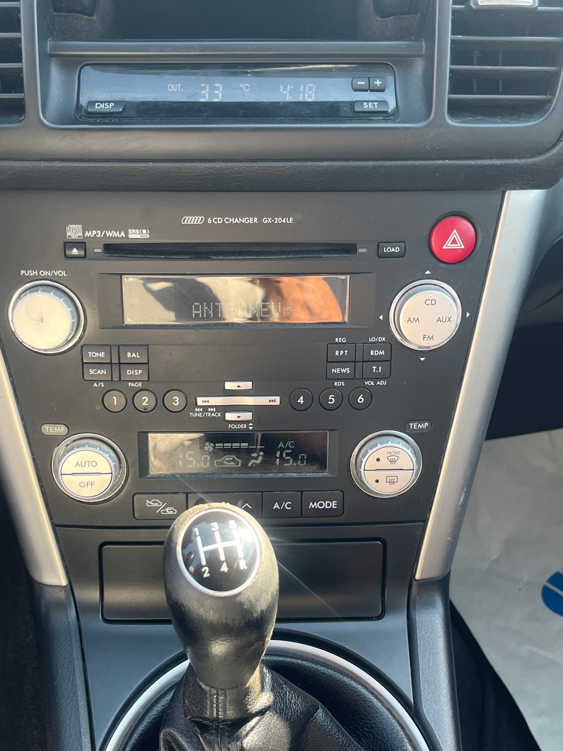 SUBARU Legacy 2.0R AWD Swiss-image-10