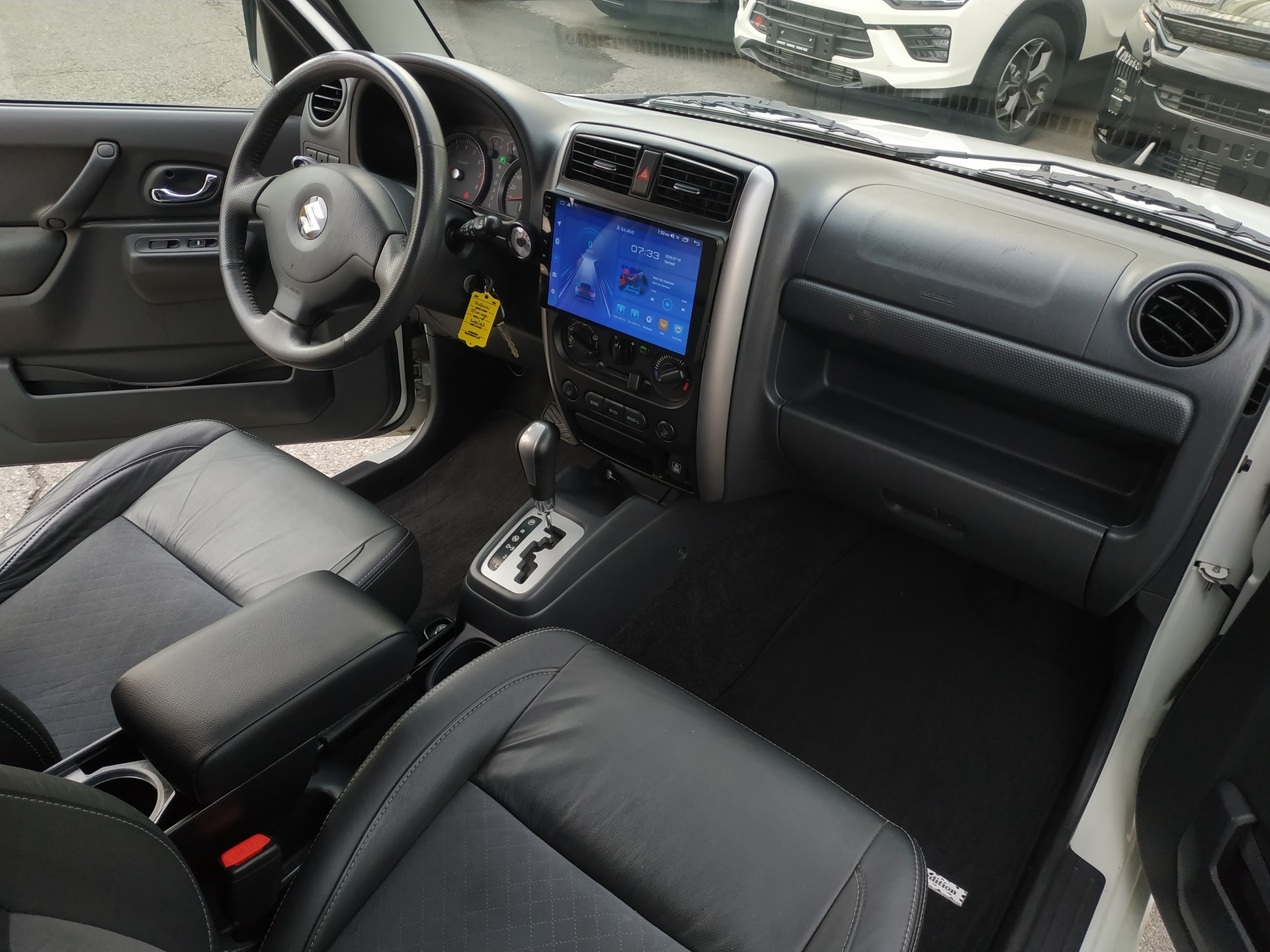 SUZUKI Jimny 1.3 16V GL Top Automat-image-11