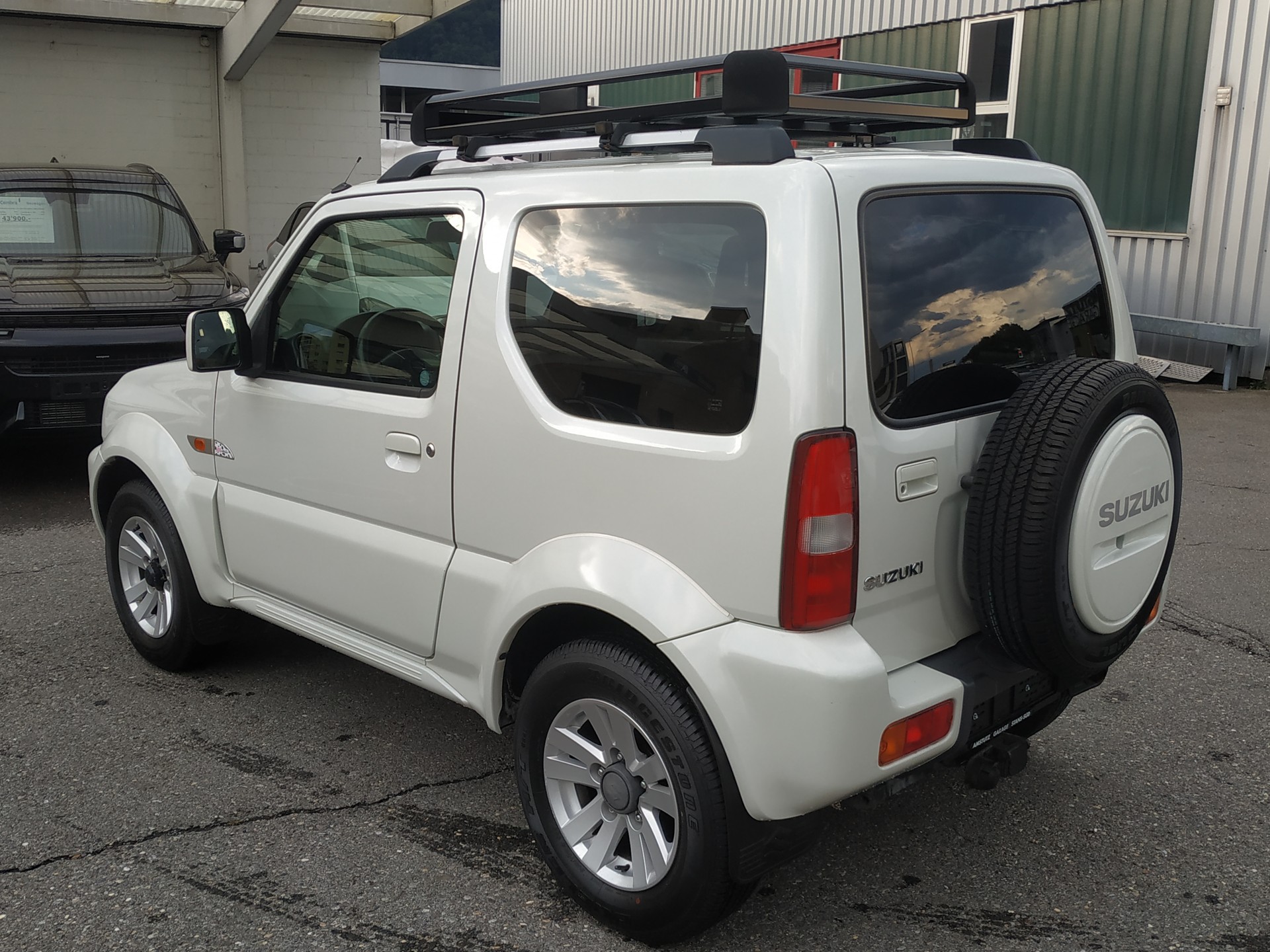 SUZUKI Jimny 1.3 16V GL Top Automat-image-4