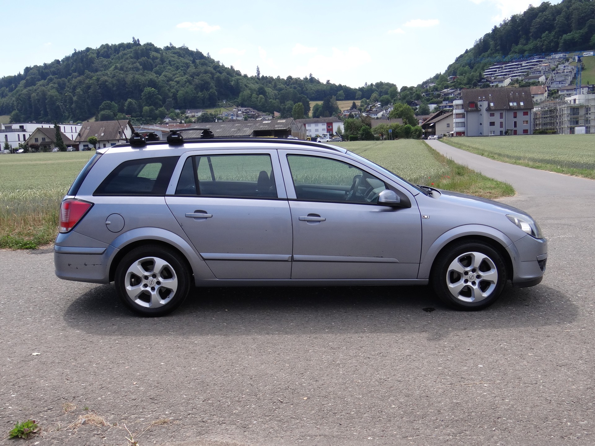 OPEL Astra Caravan 1.7 CDTi Essentia-showroom-element-3