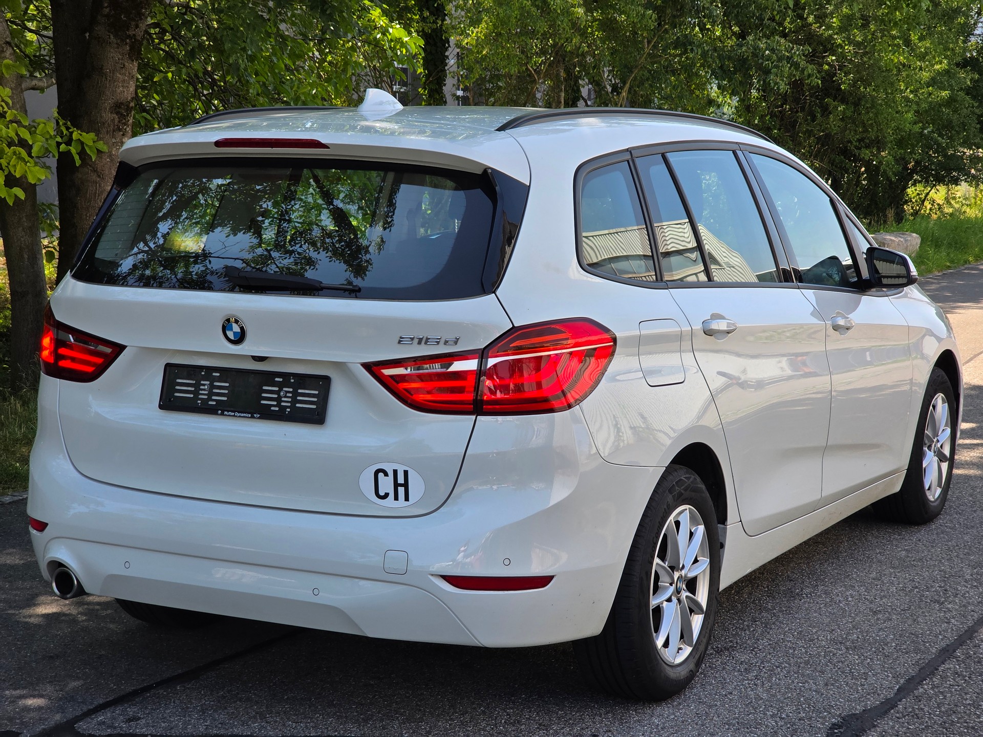 BMW 216d Gran Tourer DKG-image-3