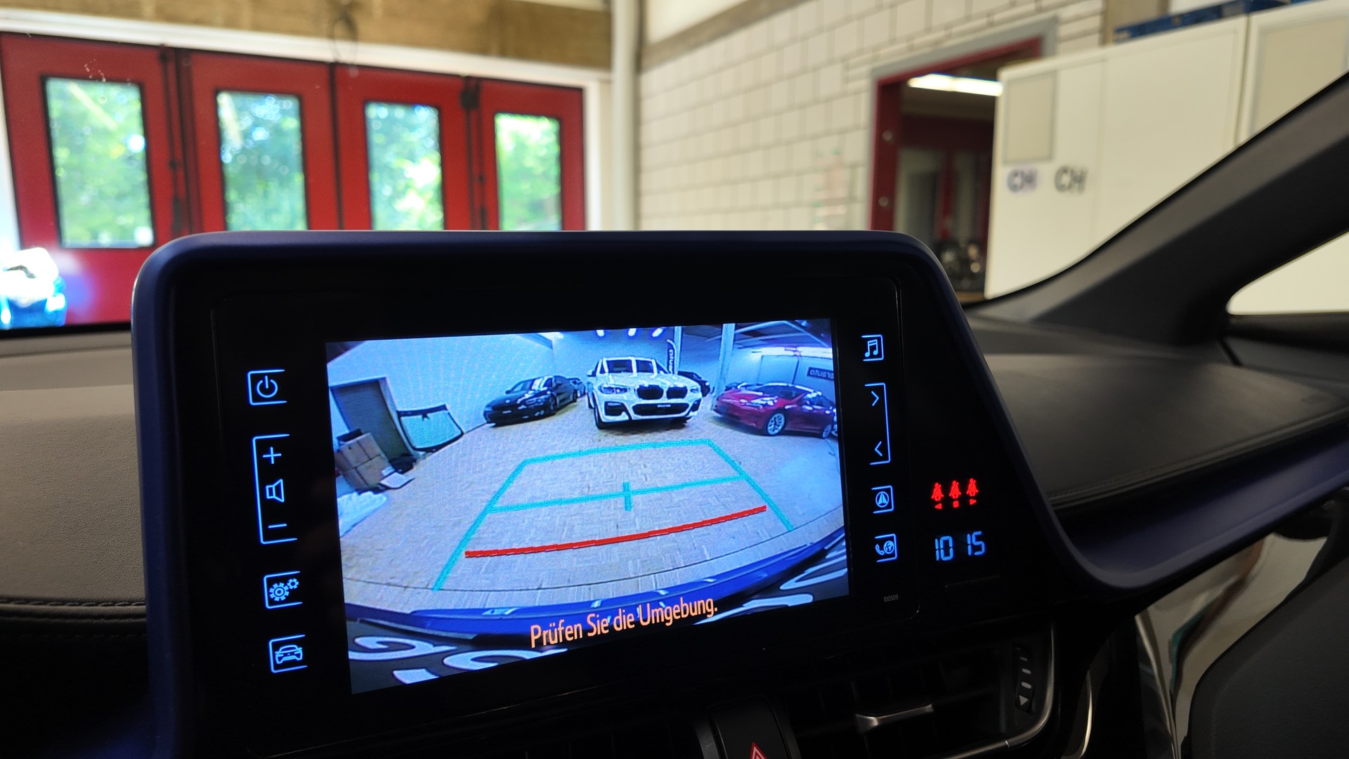 TOYOTA C-HR 1.8 HSD Limited CVT-image-18