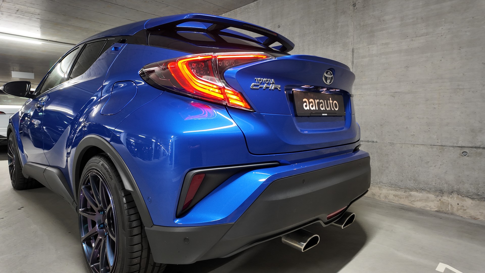 TOYOTA C-HR 1.8 HSD Limited CVT-image-1