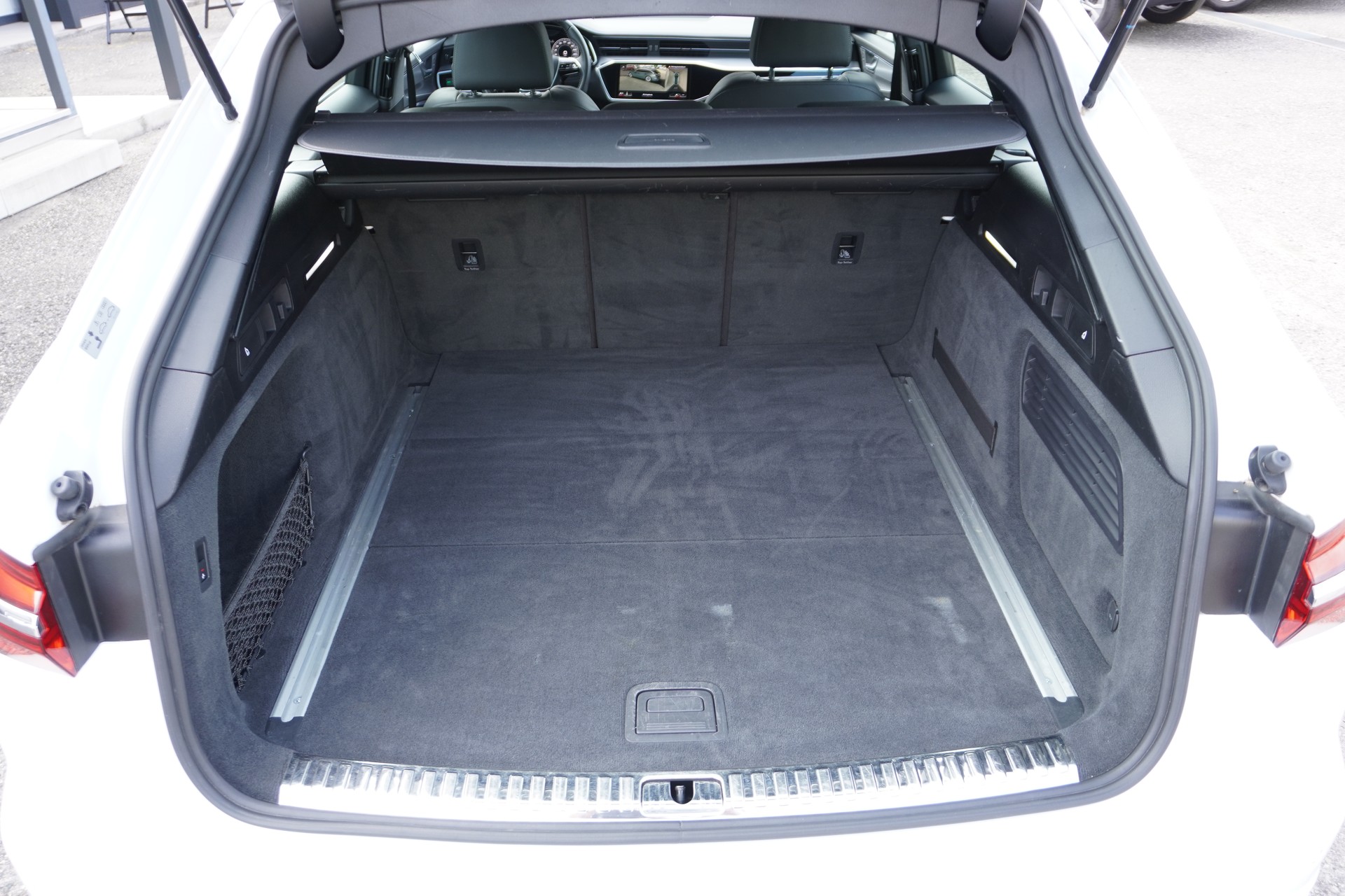 AUDI A6 Avant 45 TDI Sport quattro tiptronic S LINE!!!-image-9