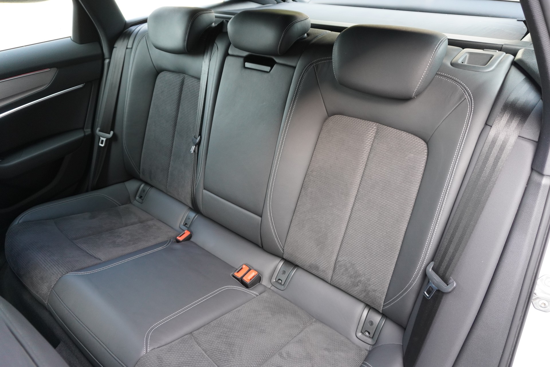 AUDI A6 Avant 45 TDI Sport quattro tiptronic S LINE!!!-image-14