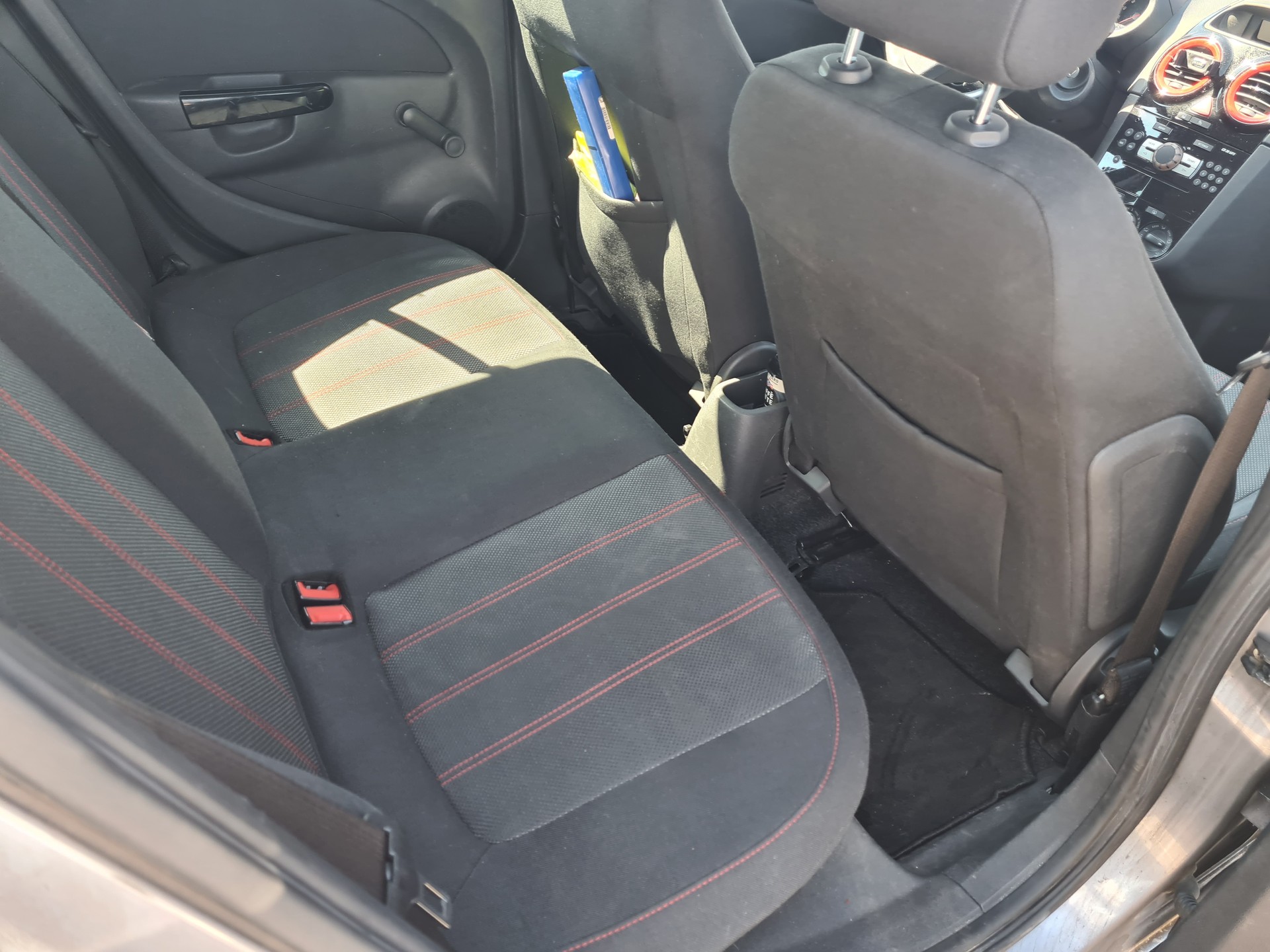 OPEL Corsa 1.4 TP Enjoy-image-5