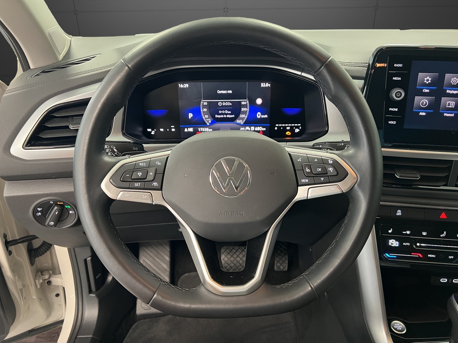 VW T-Roc 1.5 TSI EVO Life United DSG-image-6