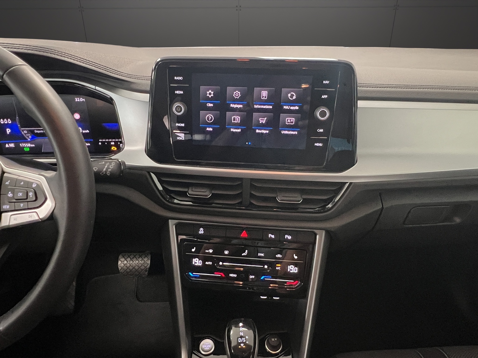 VW T-Roc 1.5 TSI EVO Life United DSG-image-10