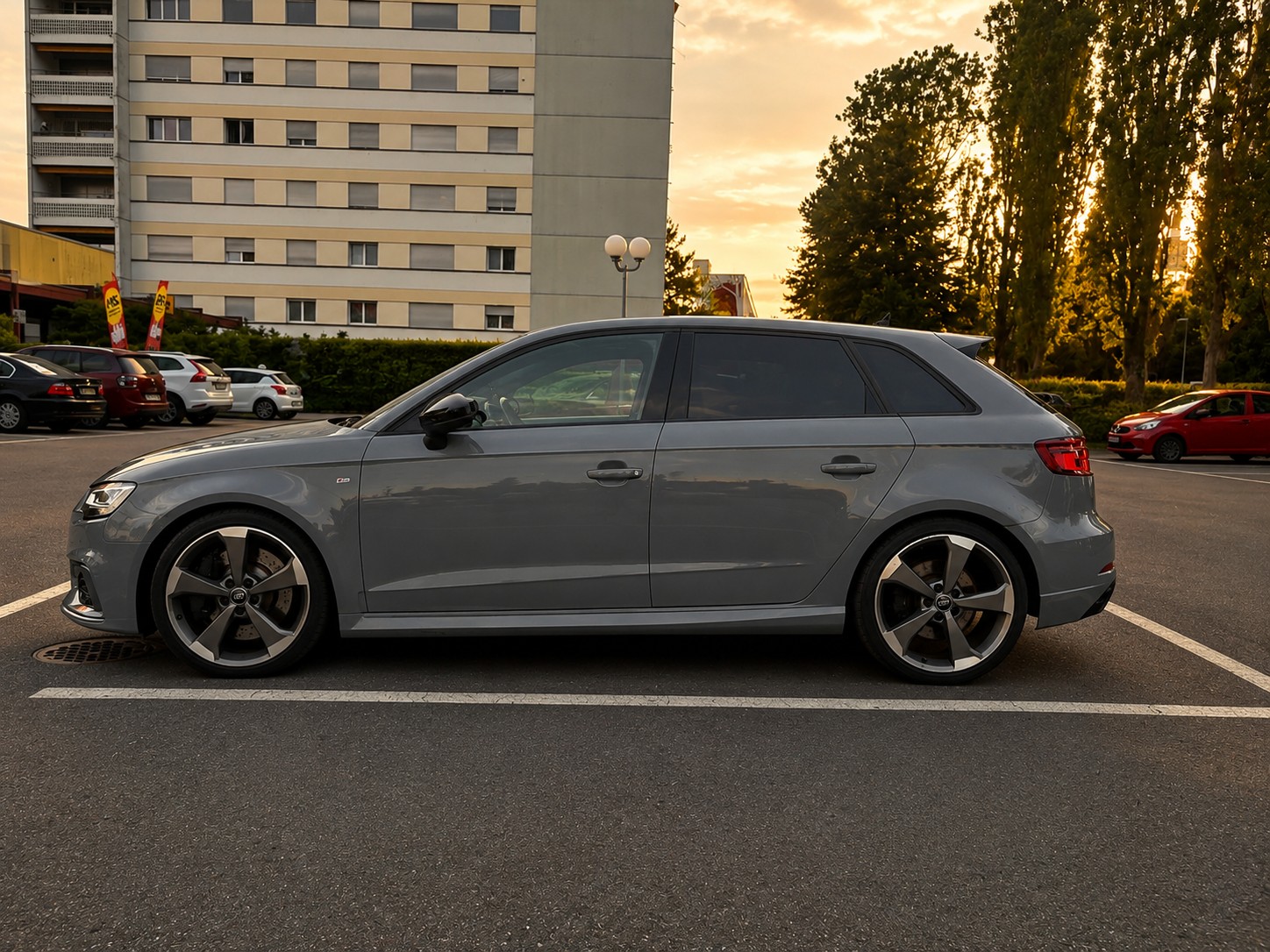 AUDI RS3-image-2