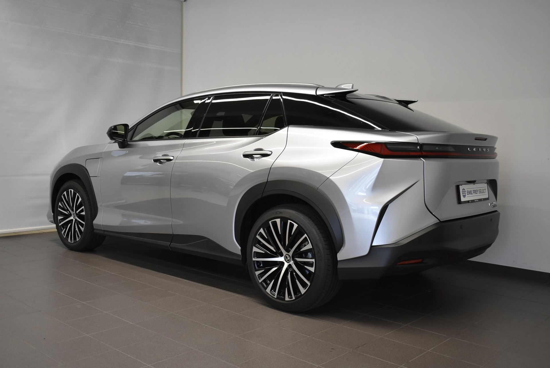 LEXUS RZ 450e Comfort - Ruote invernali incluse-image-4