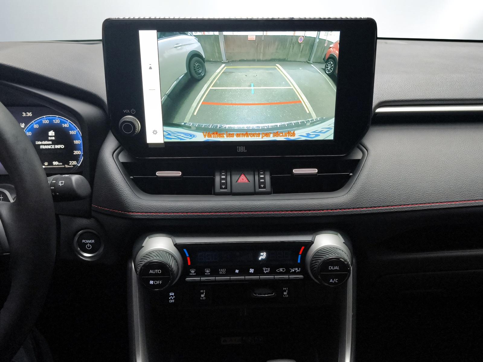TOYOTA RAV4 2.5 Plug-In-Hybrid Premium-image-7