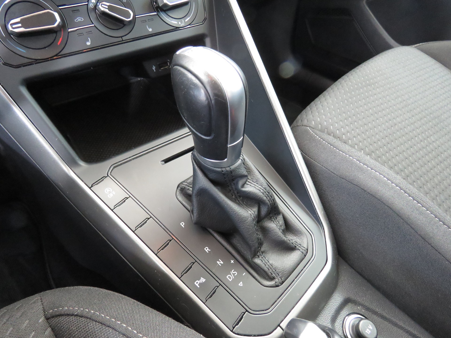 VW Polo 1.0 TSI BMT Comfortline DSG (Automat)-image-14