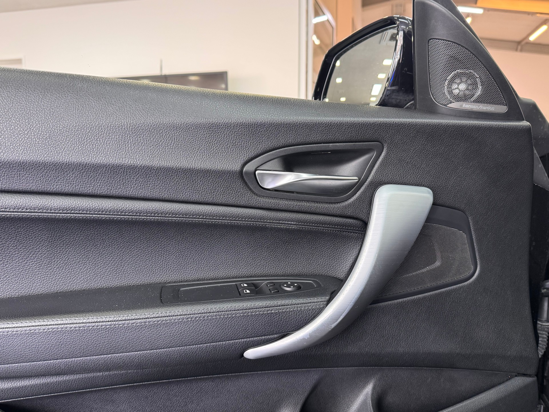 BMW M235i xDrive Steptronic *H/K Soundsystem / Keyless / Rückfahrkamera / Adaptives Fahrwerk / CH-Fahrzeug*-image-9