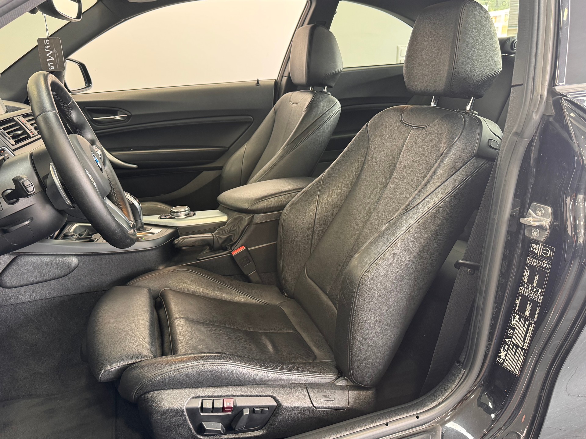 BMW M235i xDrive Steptronic *H/K Soundsystem / Keyless / Rückfahrkamera / Adaptives Fahrwerk / CH-Fahrzeug*-image-7