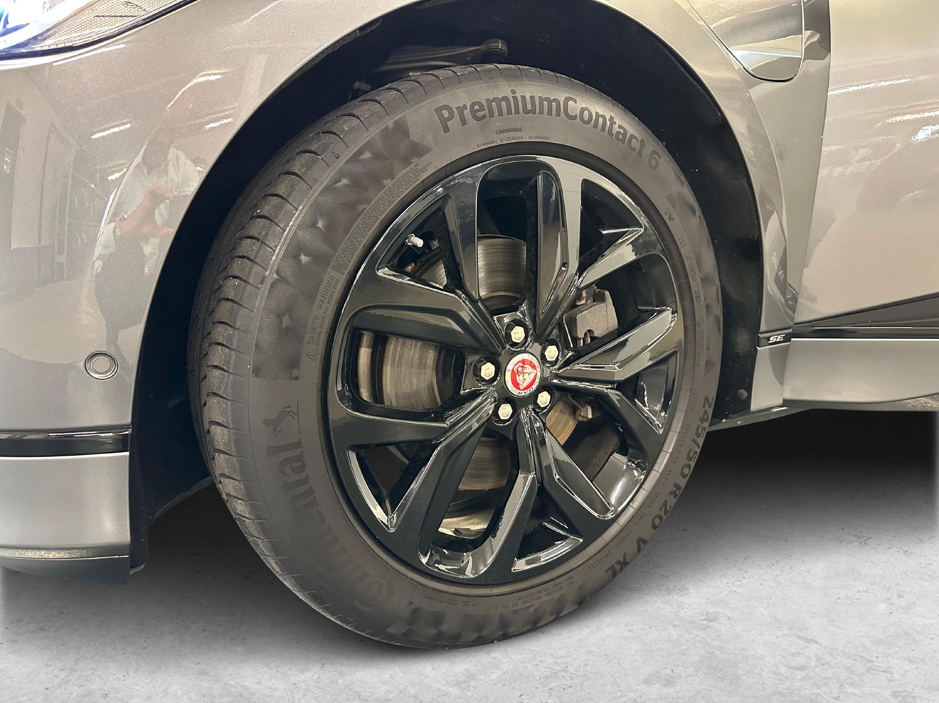 JAGUAR I-Pace EV400 SE AWD-image-10