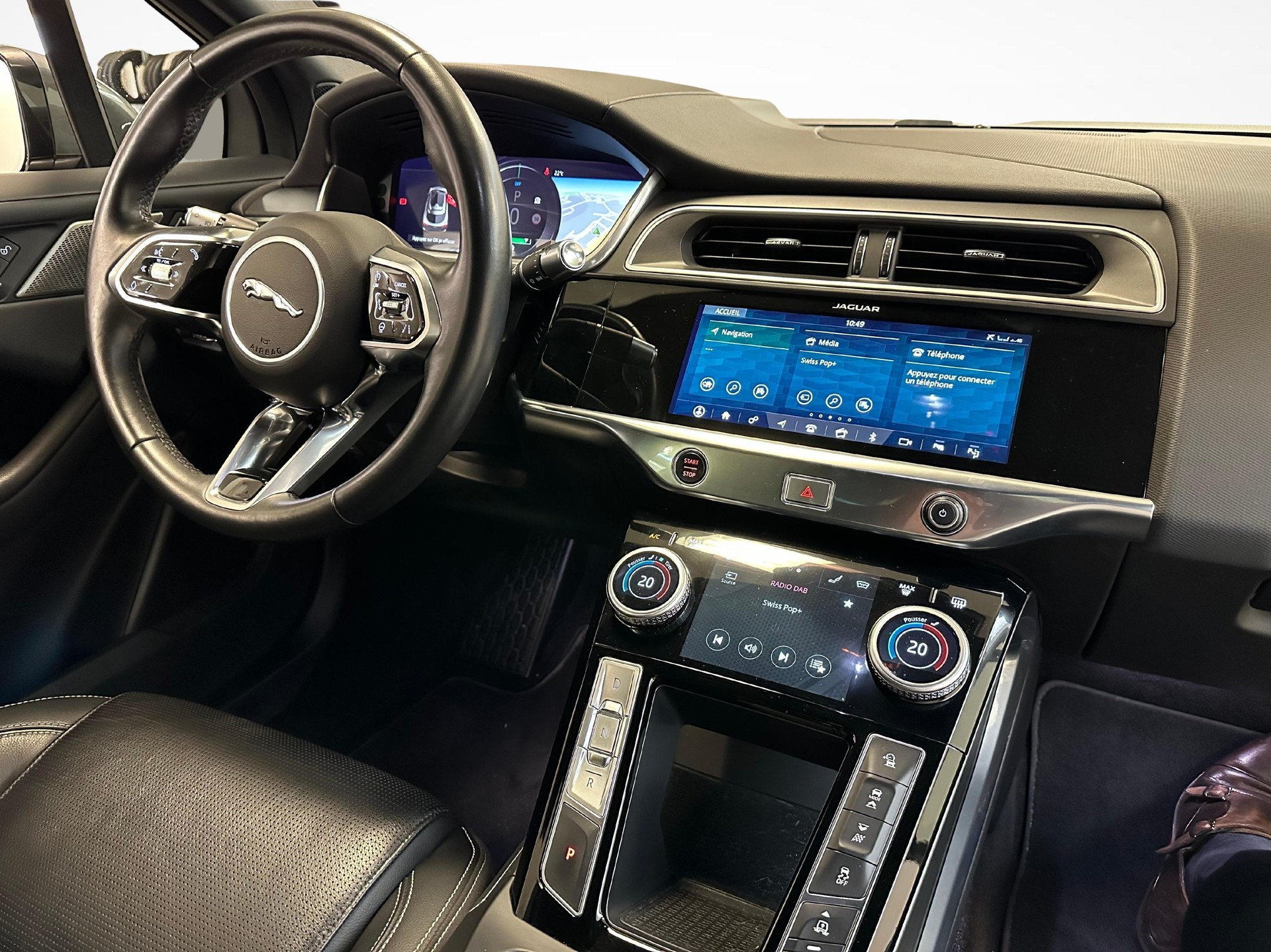 JAGUAR I-Pace EV400 SE AWD-image-5