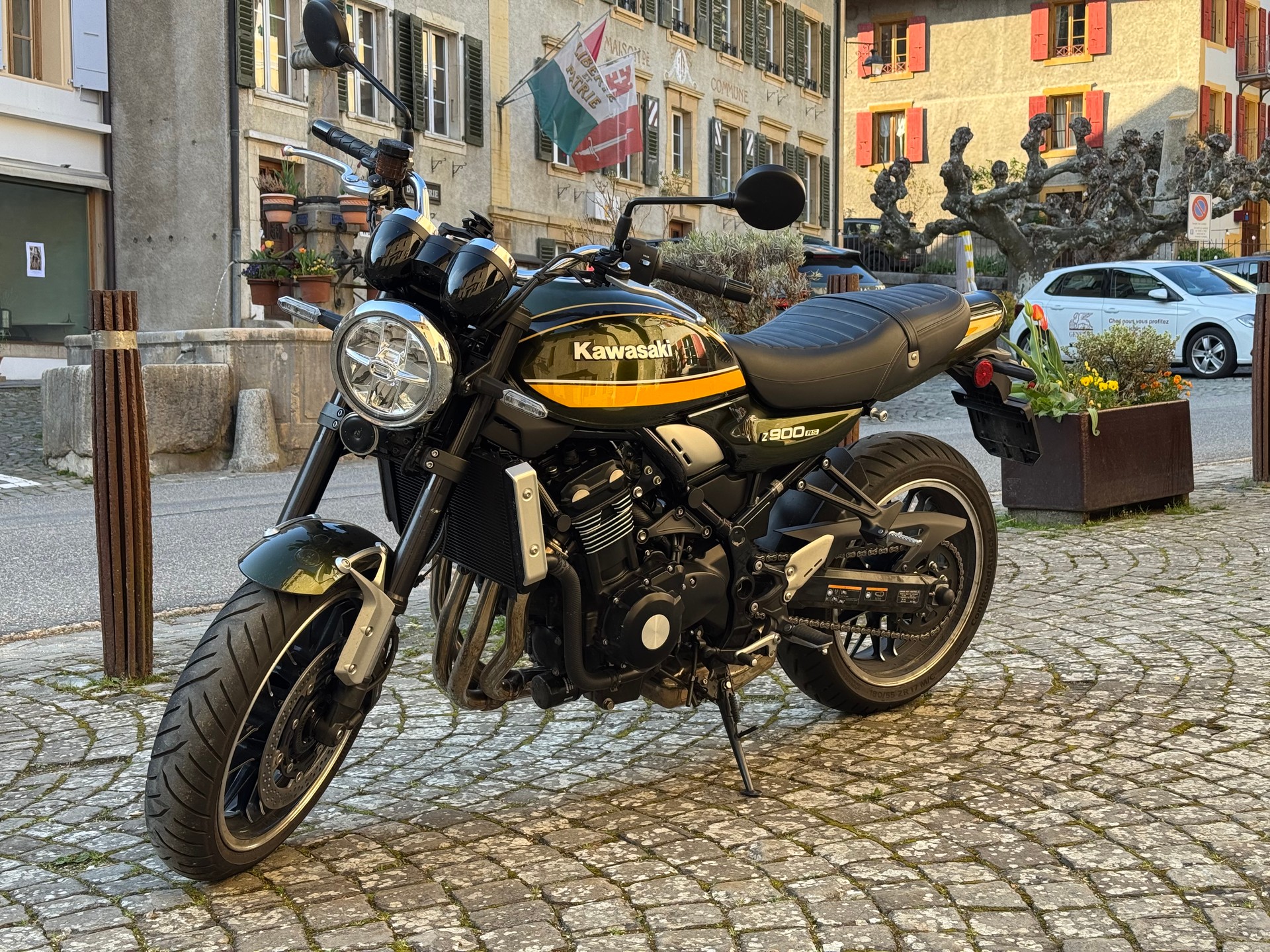 KAWASAKI Z 900 RS