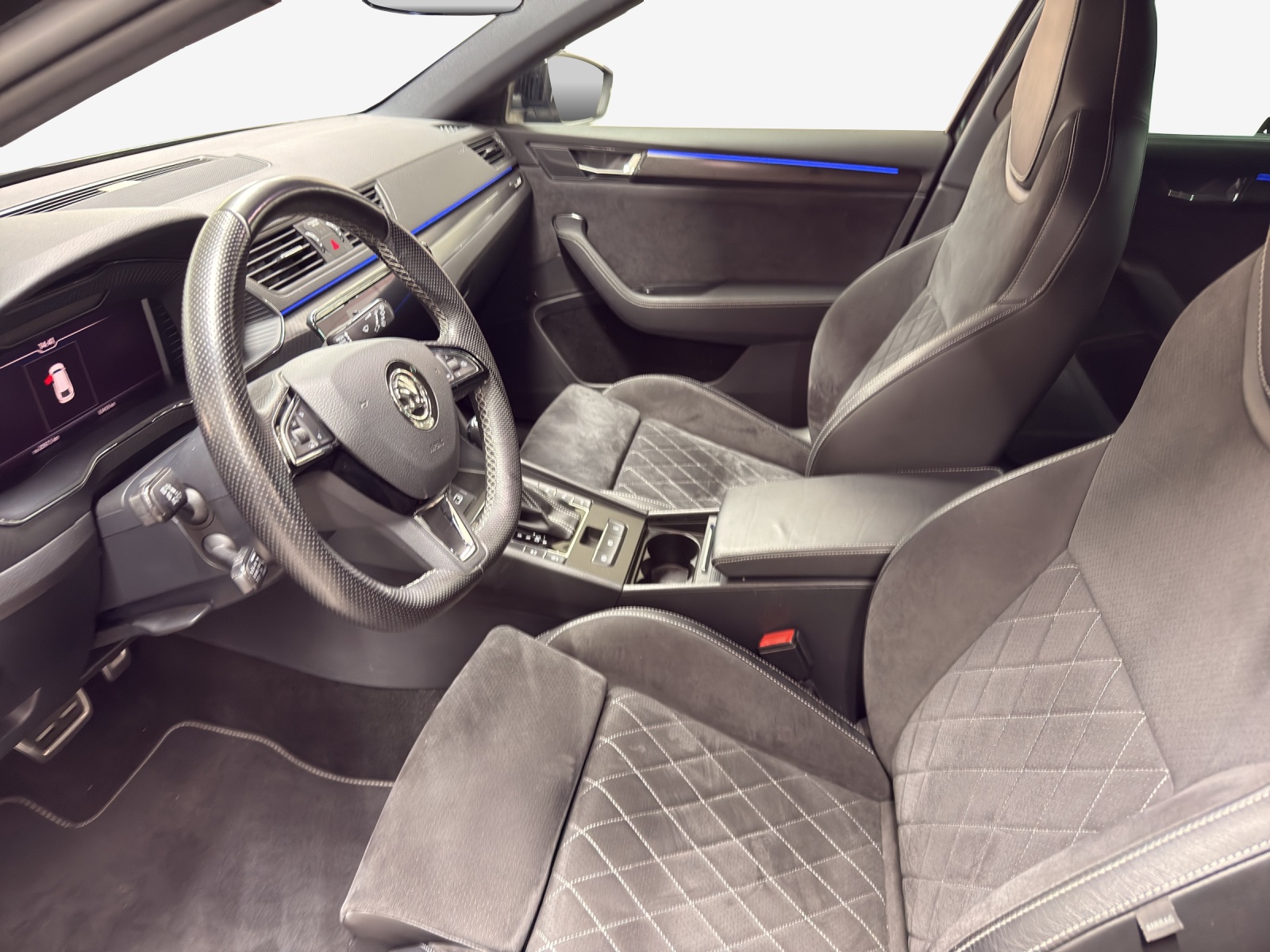 SKODA Superb Combi 1.5 TSI SportLine ACT-image-7
