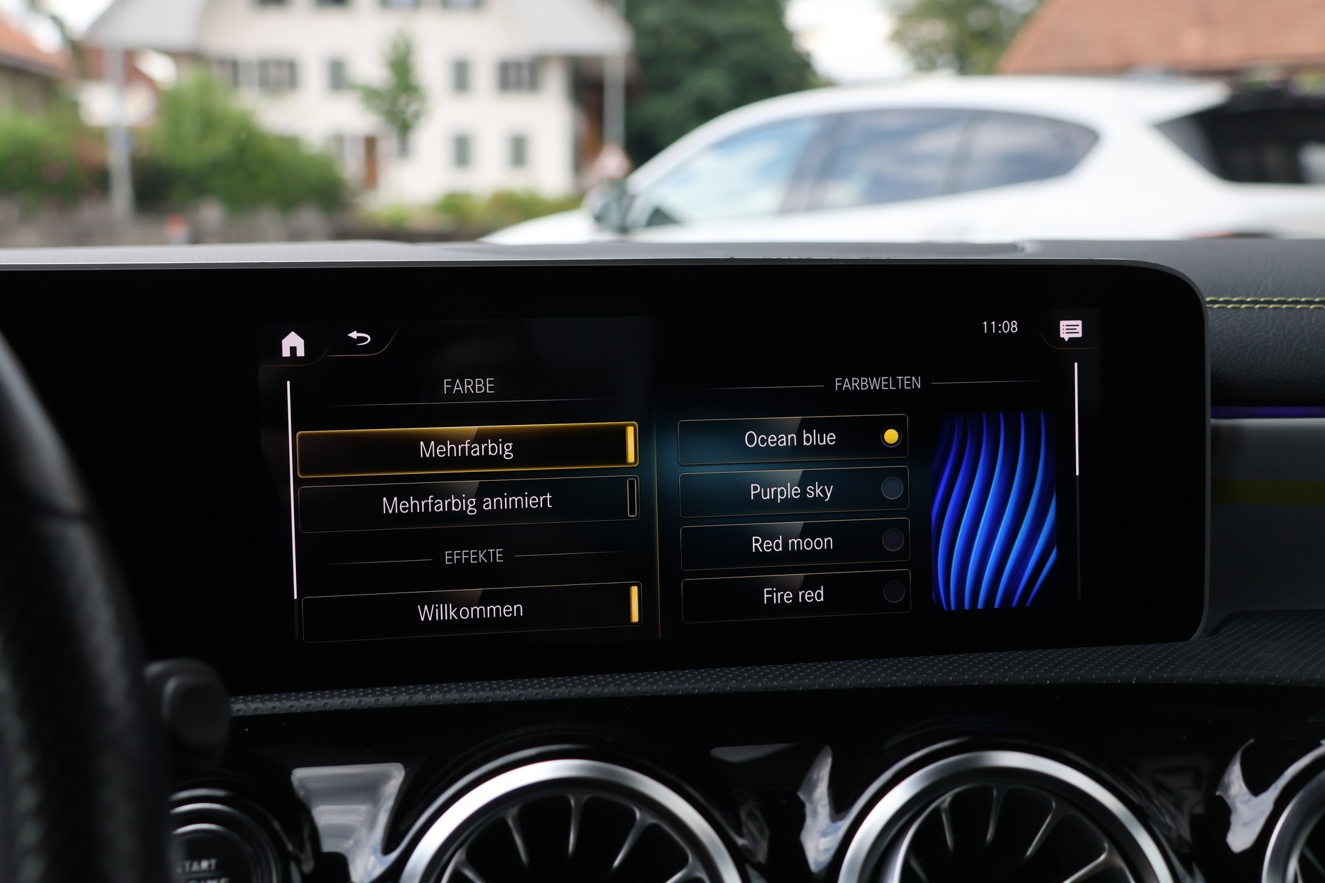 MERCEDES-BENZ A 250 4Matic AMG Line 4Matic 7G-DCT (CH) *Edition1 Designo Magno*-image-24