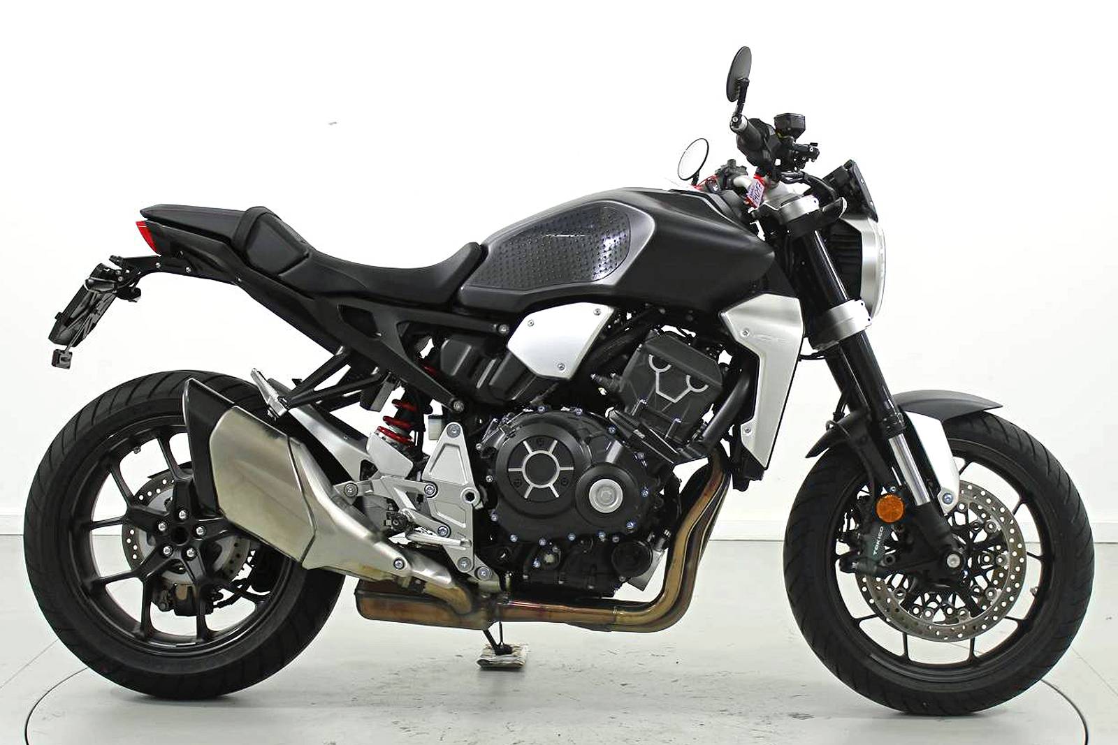HONDA CB 1000 R ABS-showroom-element-3