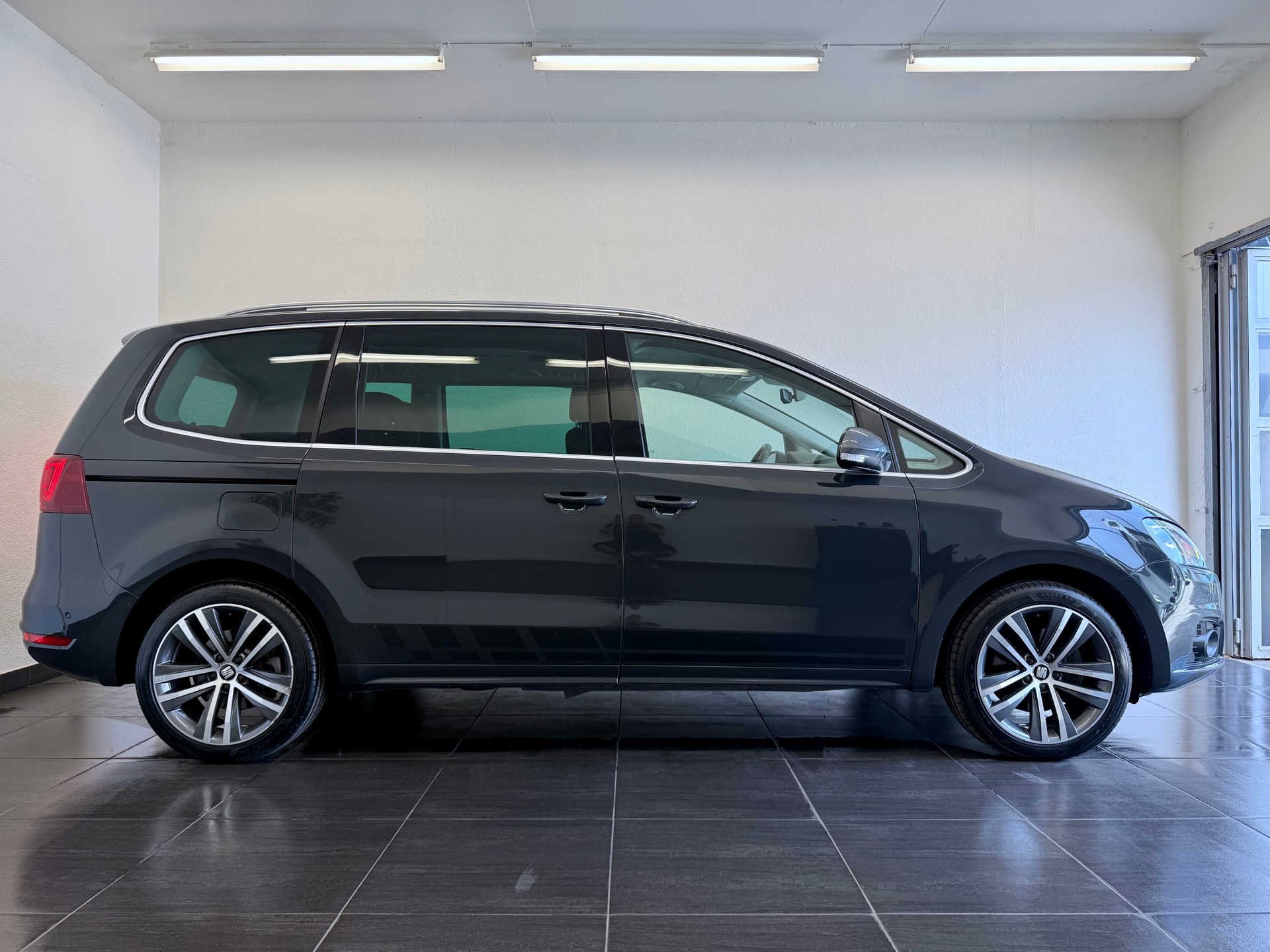 SEAT Alhambra 1.4 TSI DSG Hola FR-image-4