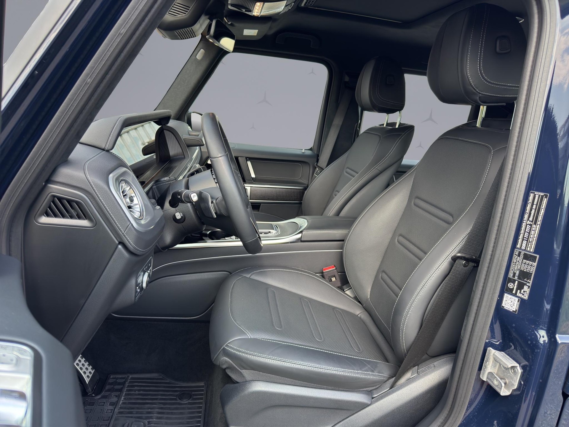 MERCEDES-BENZ G 450 d-image-10