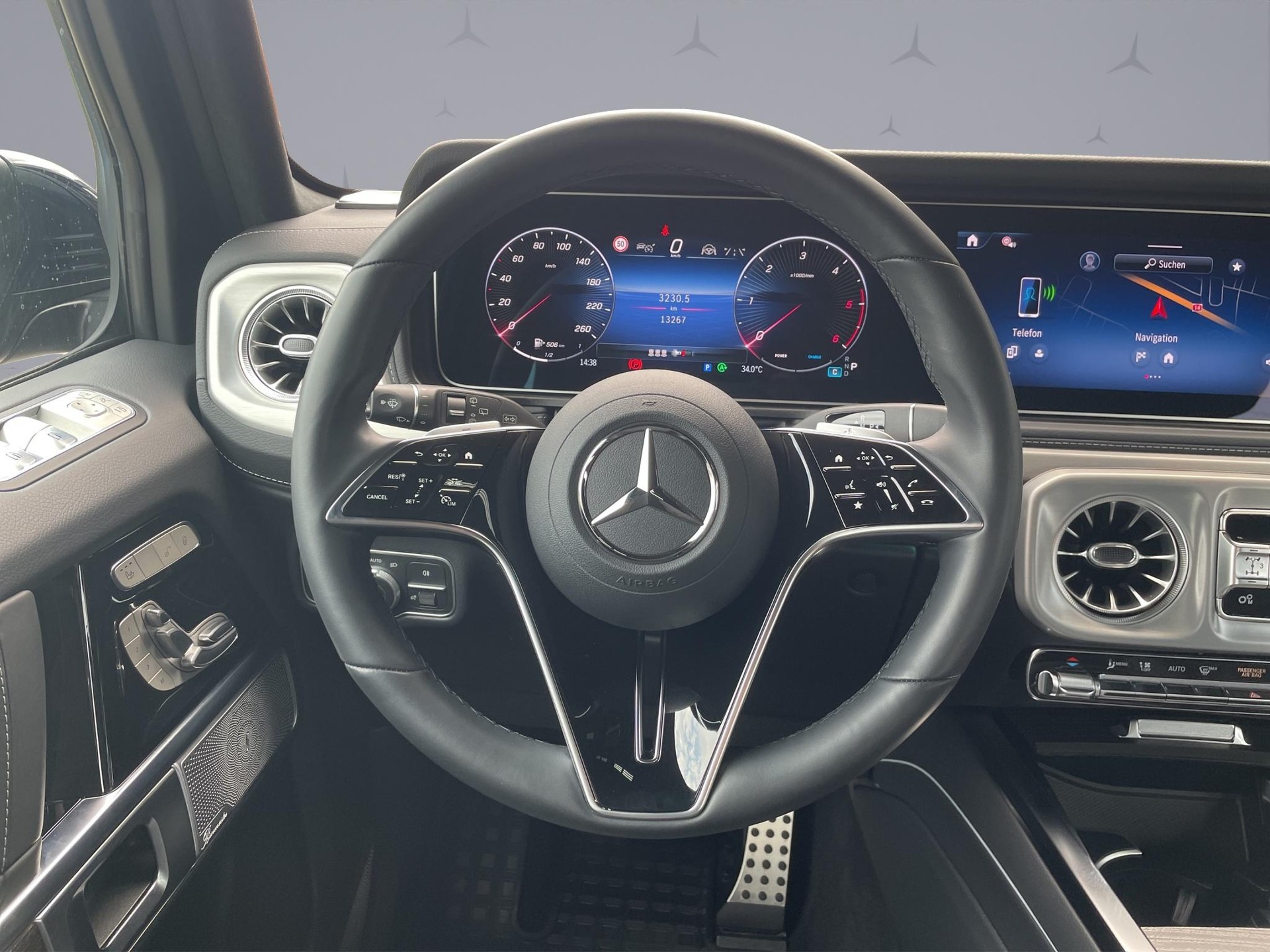 MERCEDES-BENZ G 450 d-image-12
