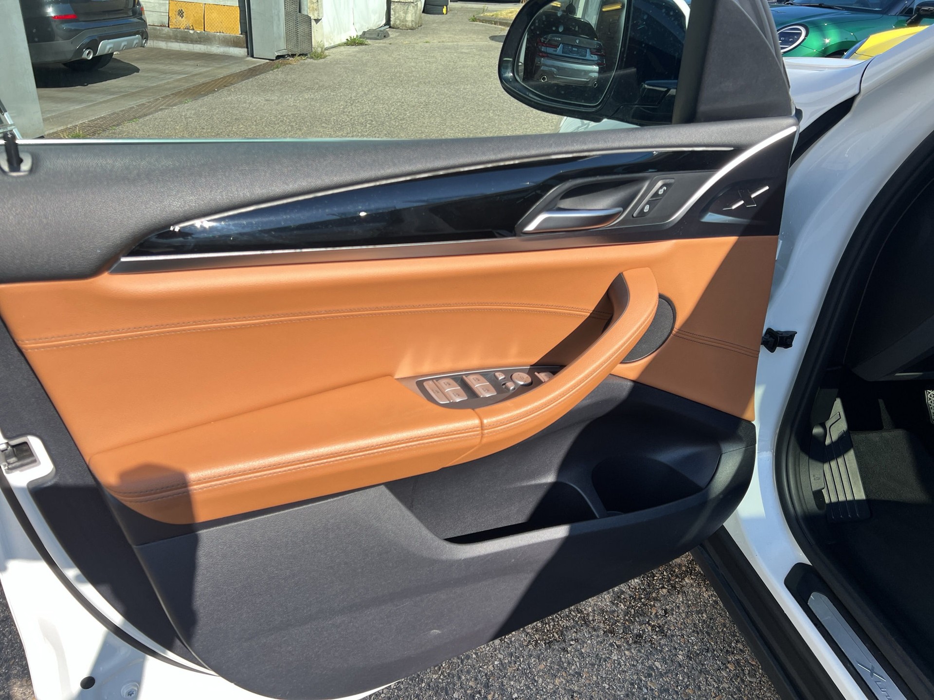 BMW X4 xDrive 20d xLine Steptronic-image-17