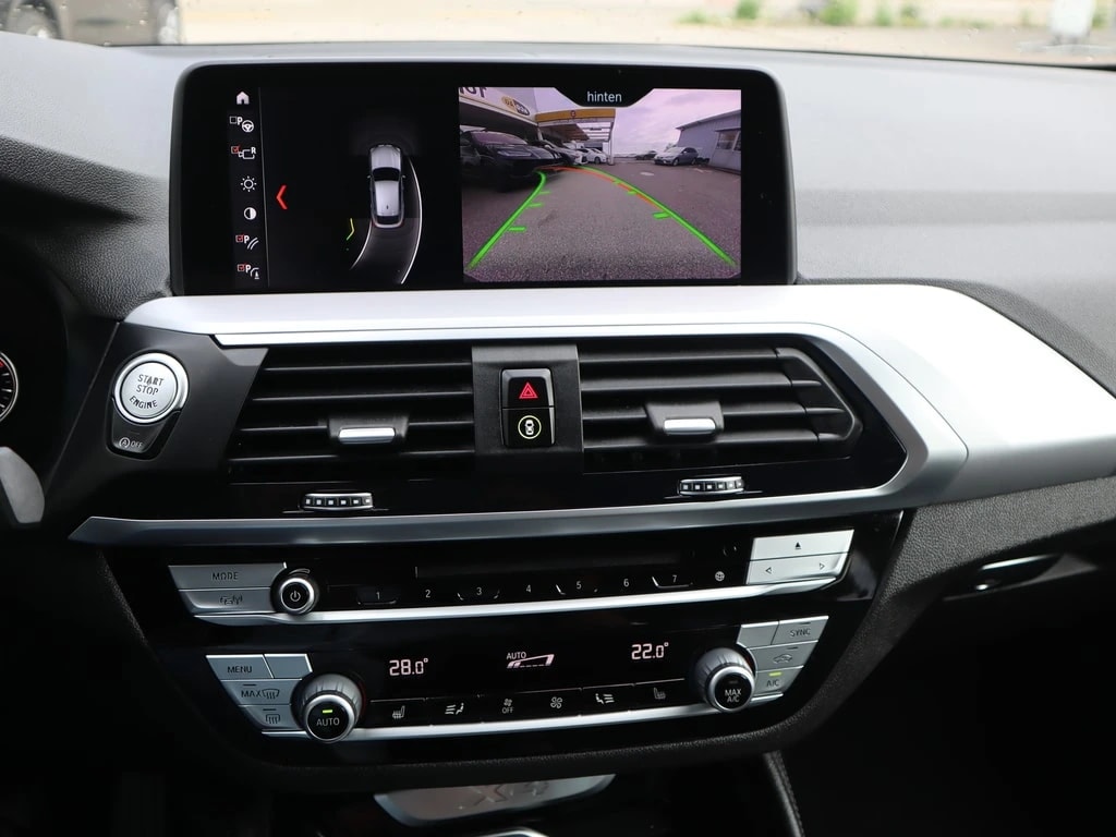 BMW X4 xDrive 20d M Sport Steptronic ** Voll-Leder Ausstattung ** RF-Kamera ** HUD ** Neu Modell ** Frisch Ab MFK & Service **-image-9