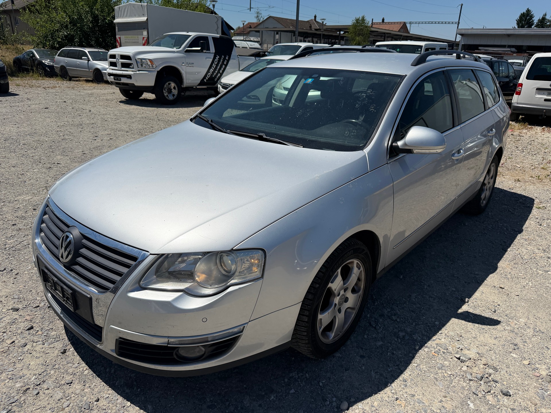 VW Passat Variant 2.0 TDI Sportline DSG-image-0