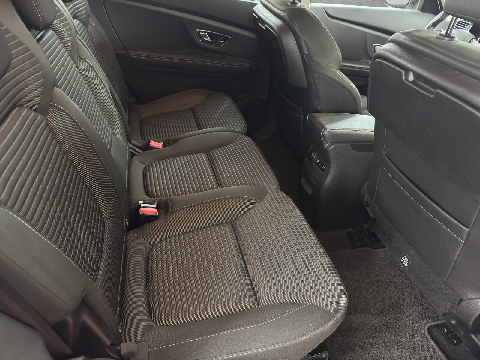 RENAULT Grand Scénic 1.8 dCi Business Line EDC-image-11