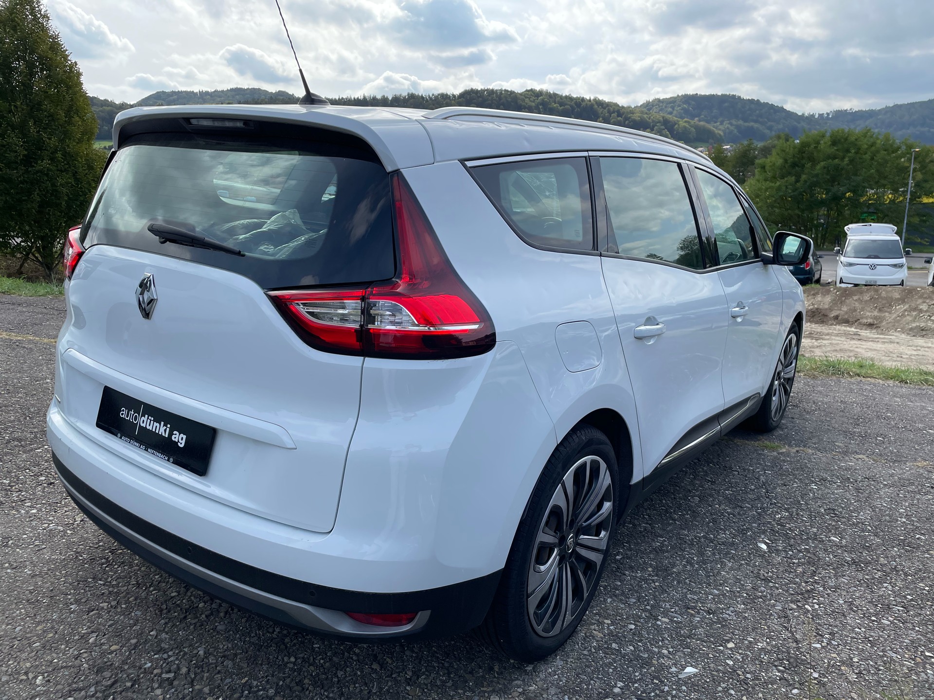 RENAULT Grand Scénic 1.8 dCi Business Line EDC-image-4