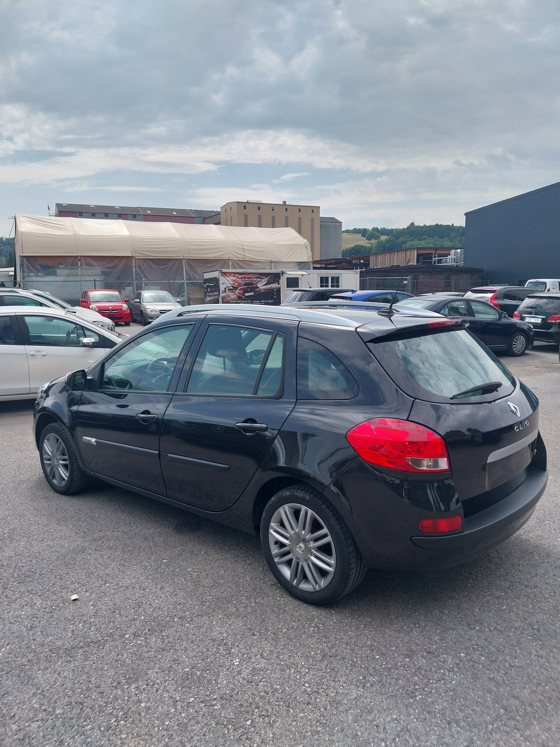 RENAULT Clio Grandtour 1.2 16V Turbo Yahoo-image-1
