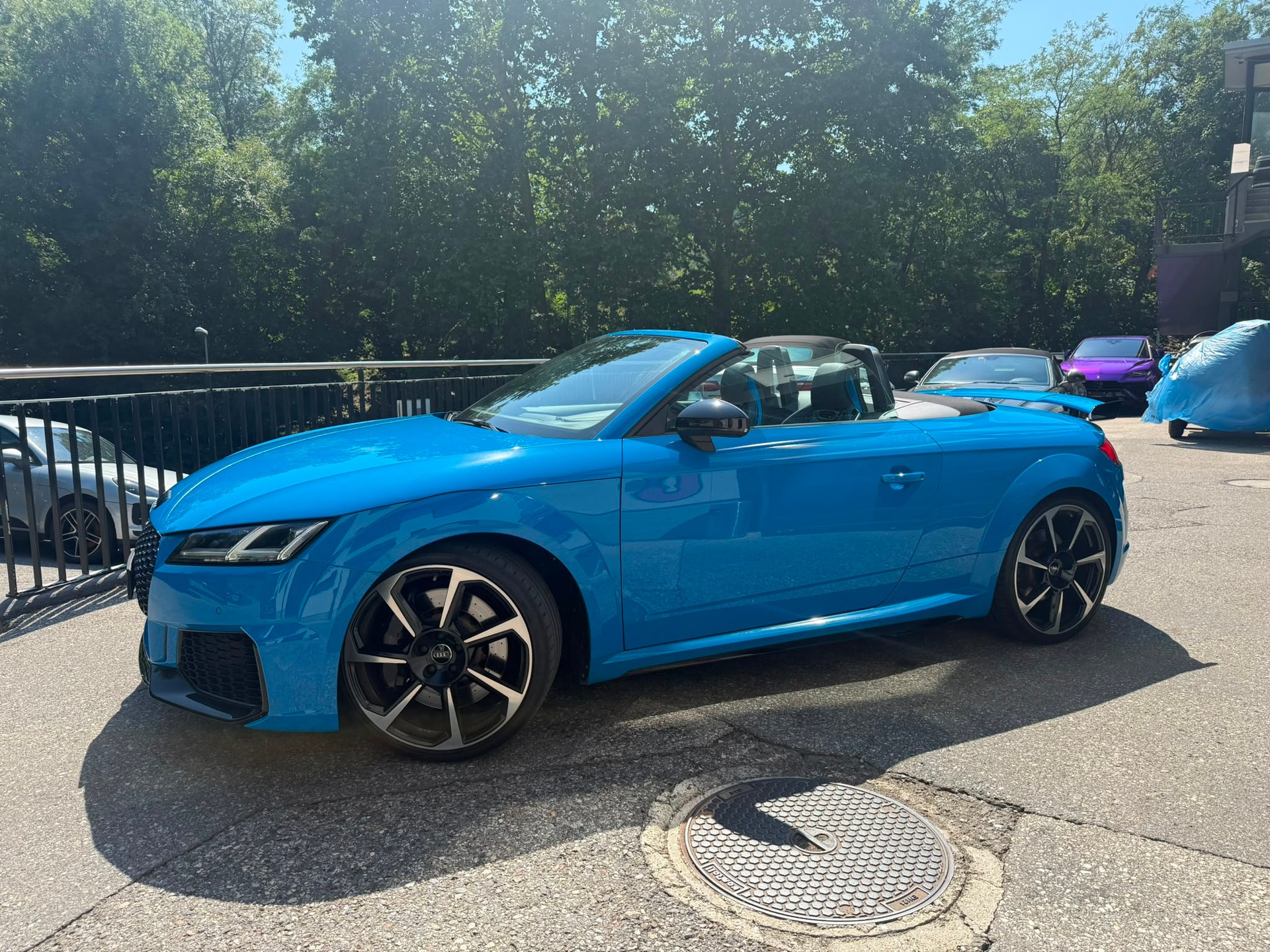 AUDI TT RS Roadster 2.5 TFSI quattro S-tronic-image-8