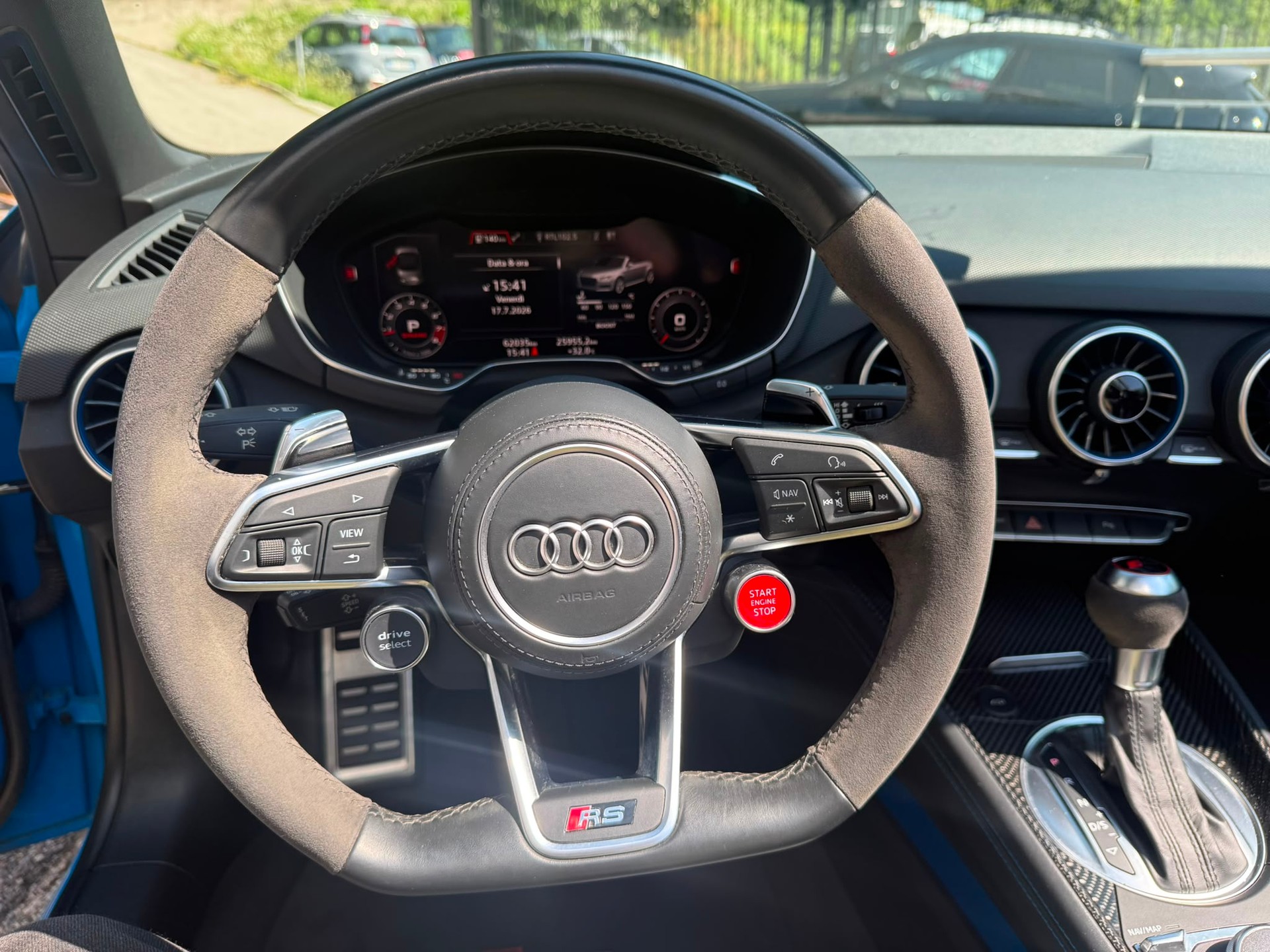 AUDI TT RS Roadster 2.5 TFSI quattro S-tronic-image-14