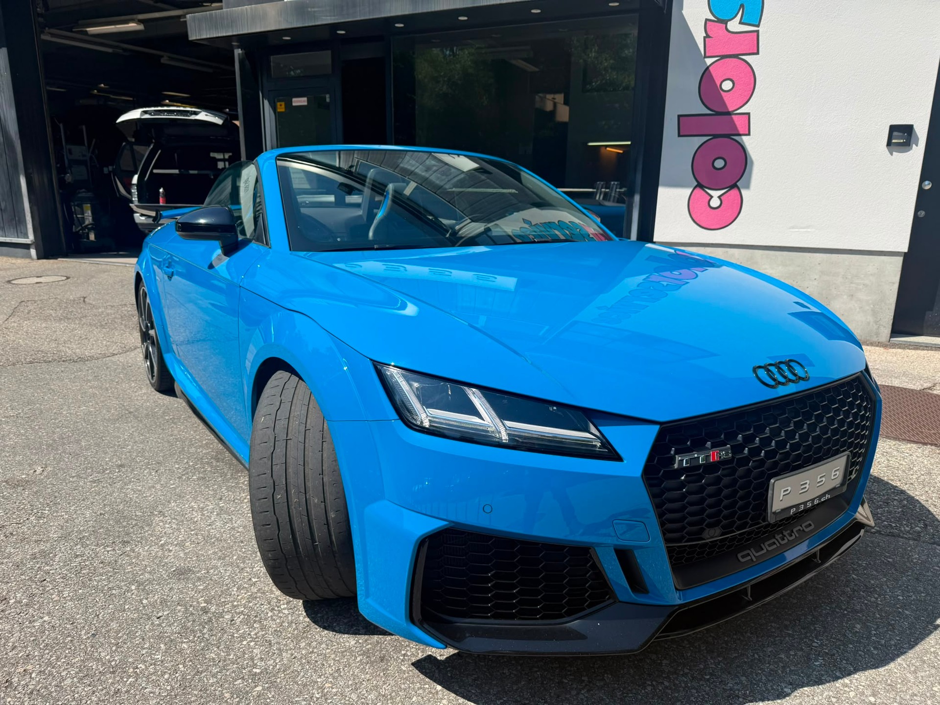 AUDI TT RS Roadster 2.5 TFSI quattro S-tronic-image-3
