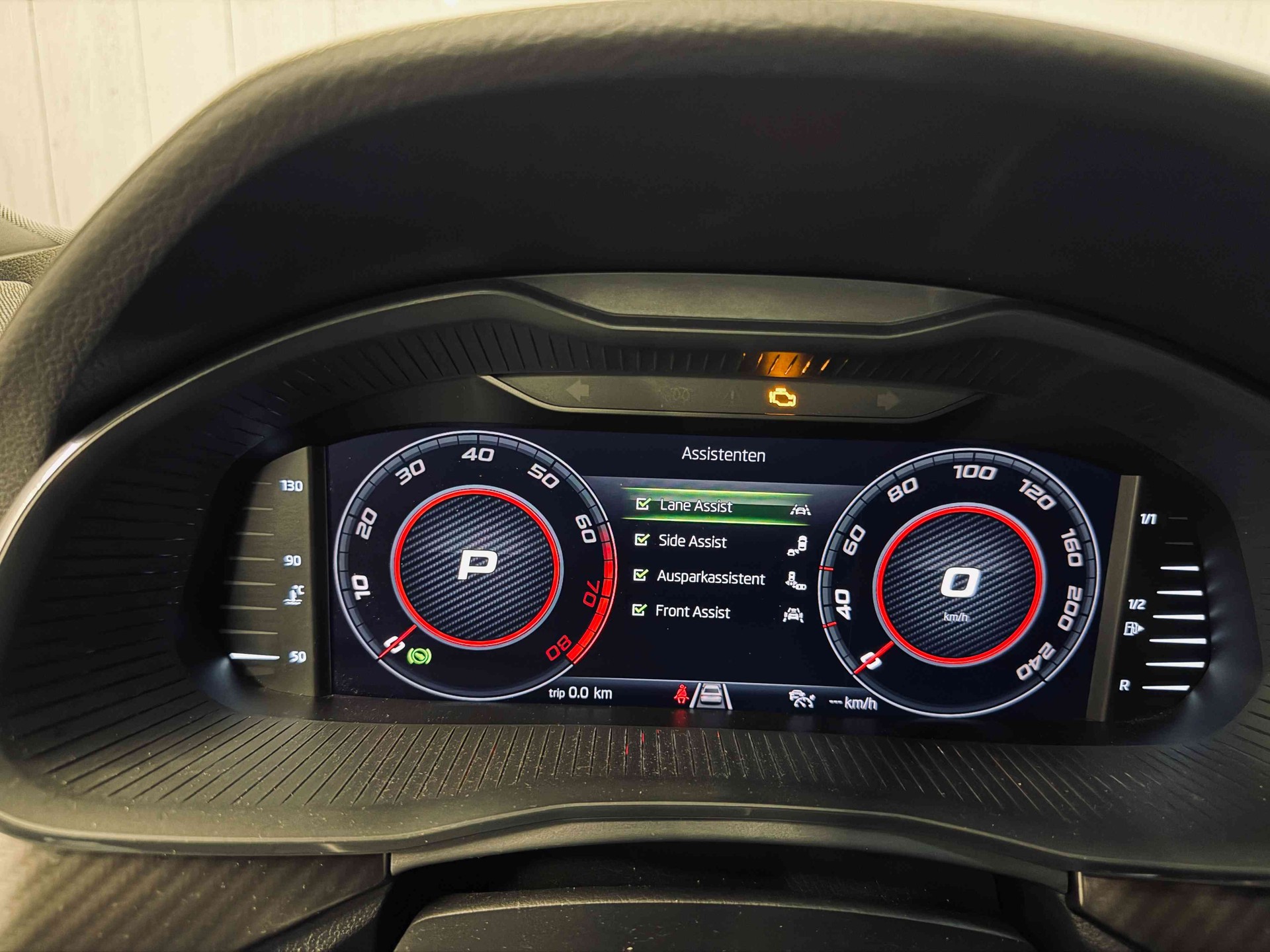SKODA Kamiq 1.5 TSI ACT Monte Carlo DSG-image-5