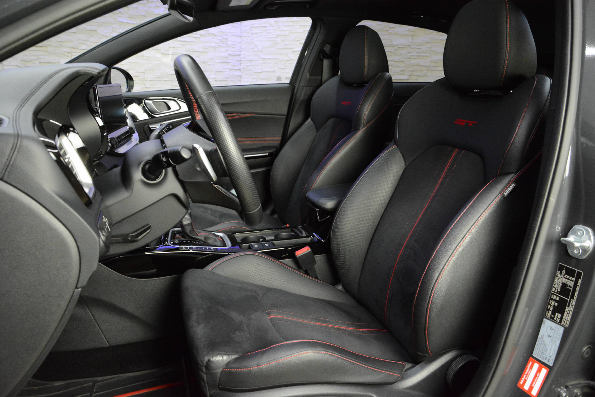 KIA ProCeed 1.6 T-GDi GT-image-8