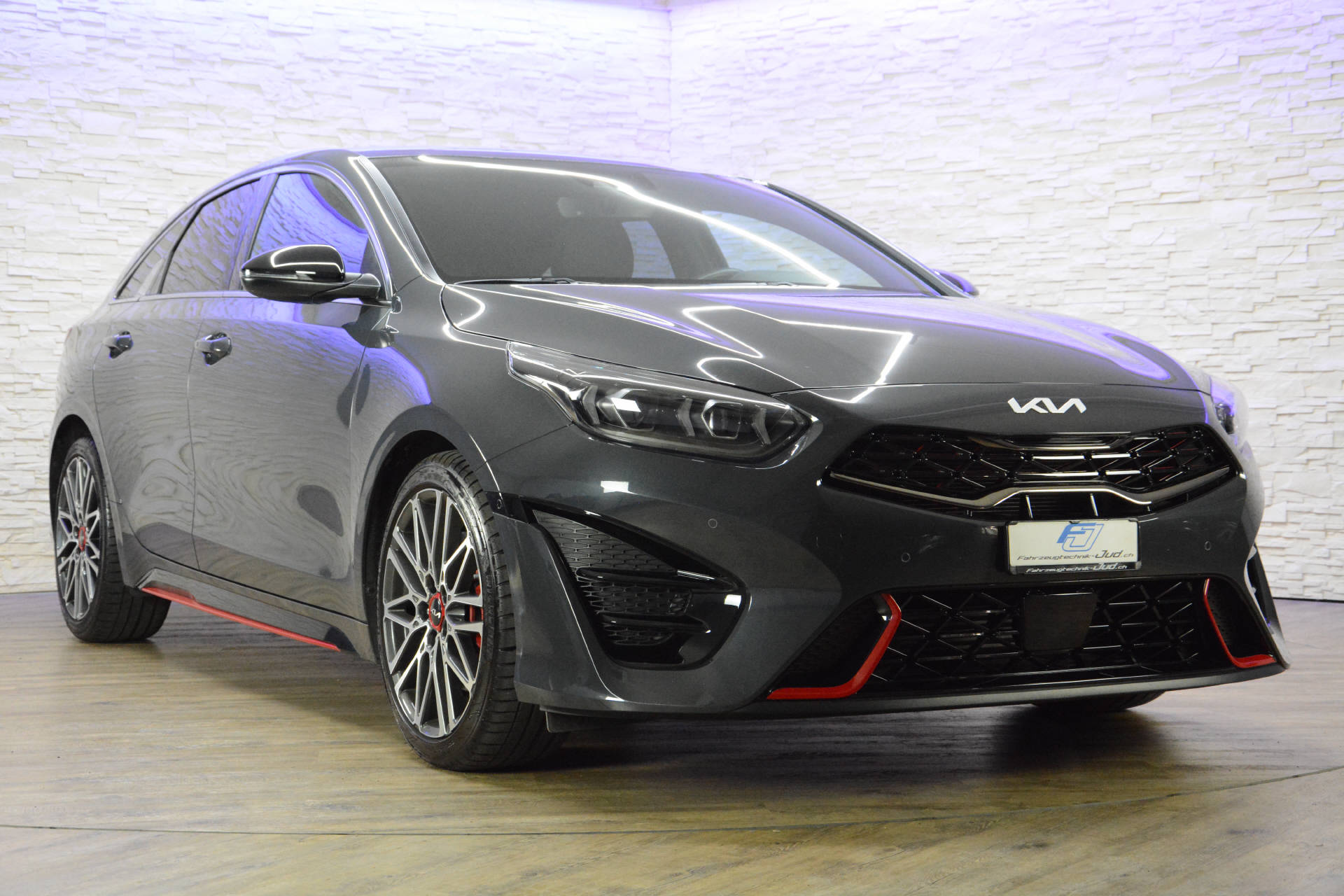 KIA ProCeed 1.6 T-GDi GT-image-1