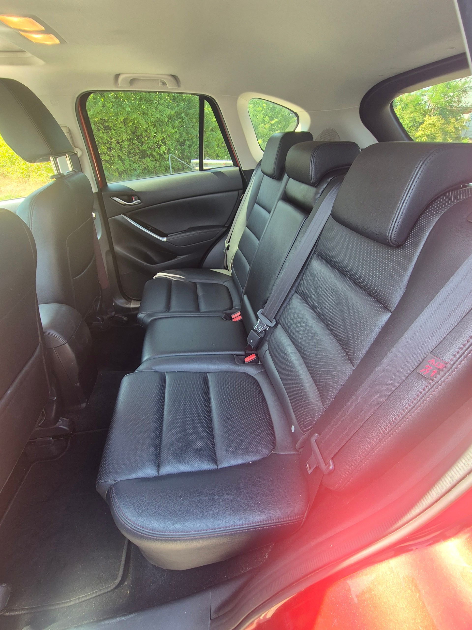 MAZDA CX-5 2.2 D HP Revolution AWD Automatic-image-9
