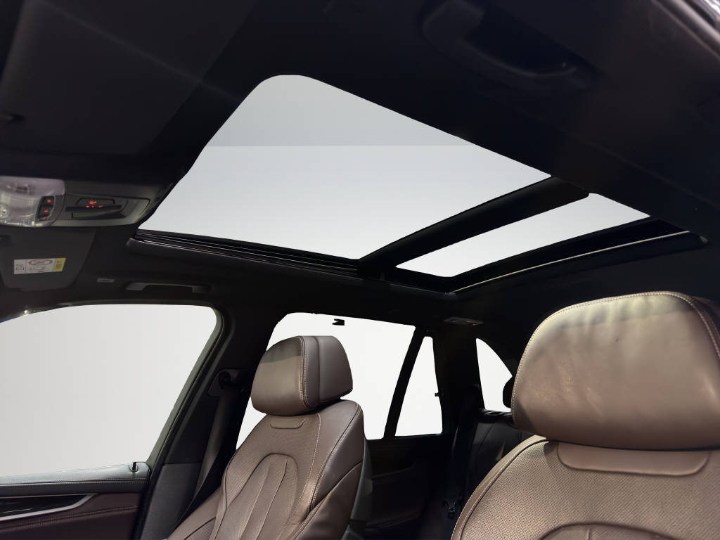 BMW X5 F15 40d xDrive SAG-image-16