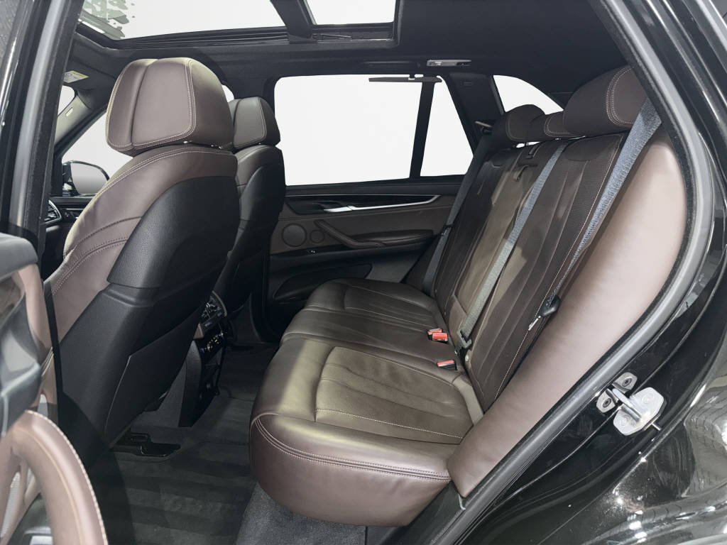 BMW X5 F15 40d xDrive SAG-image-14