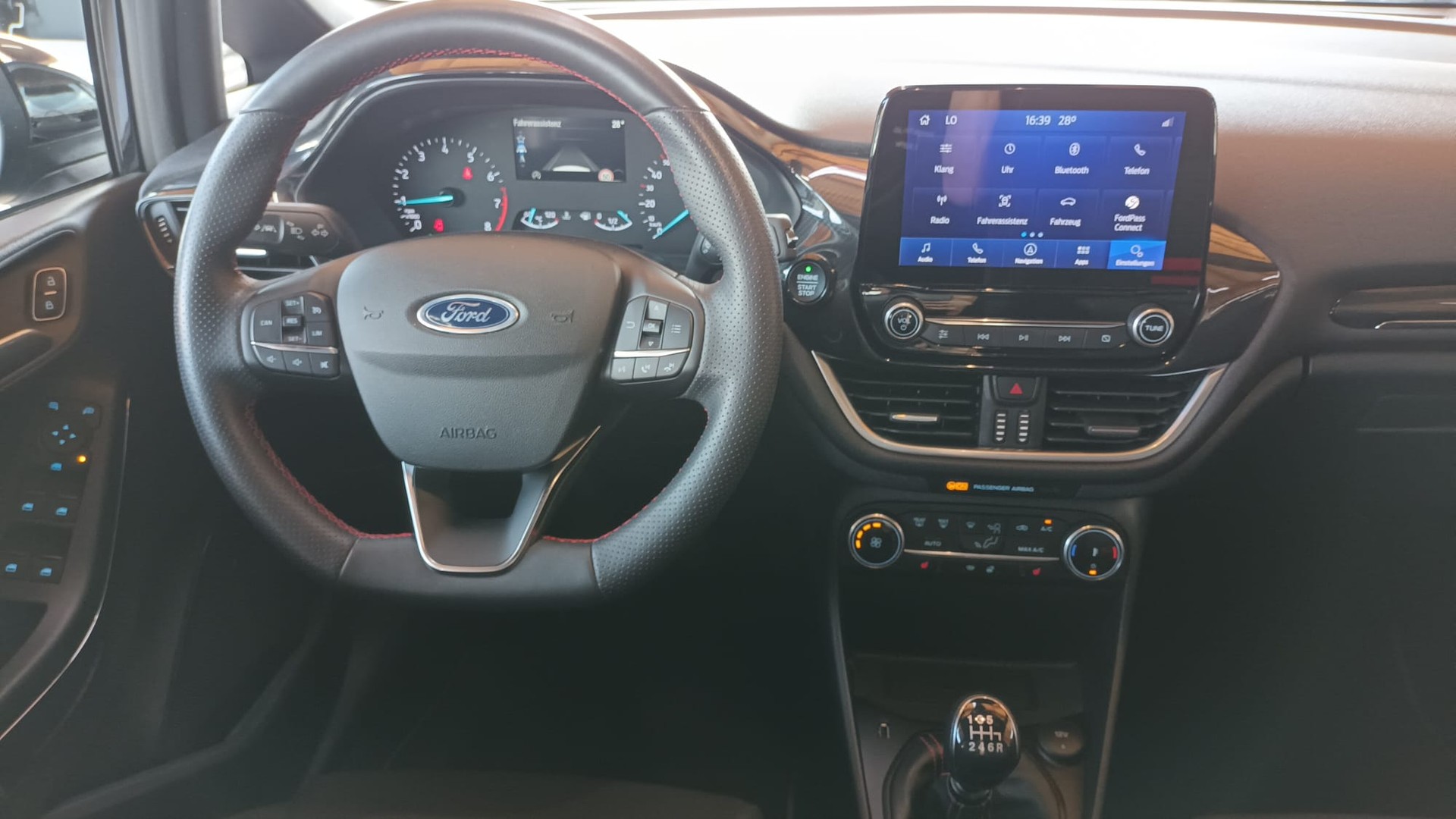 FORD Fiesta 1.0 SCTi ST Line-image-9