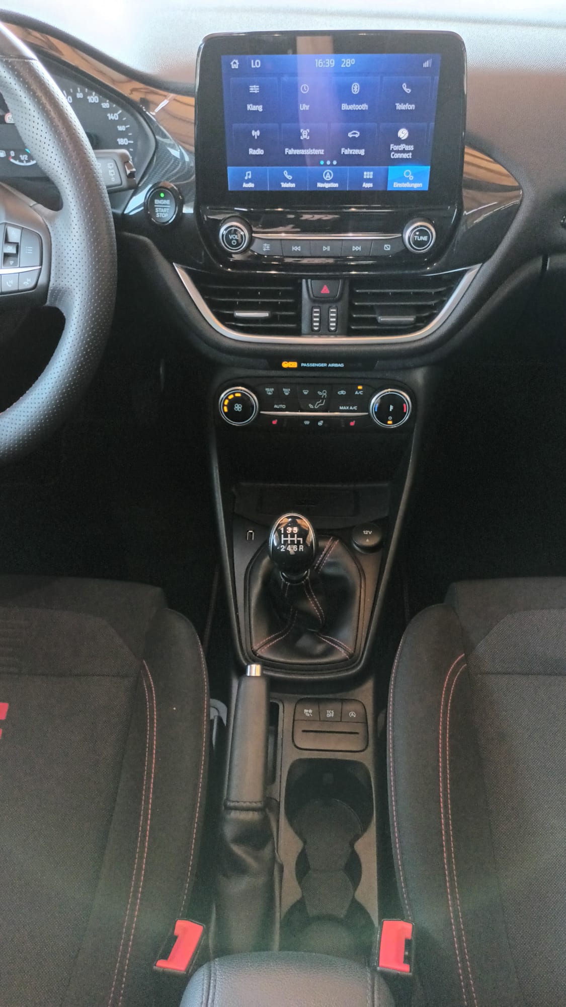 FORD Fiesta 1.0 SCTi ST Line-image-10