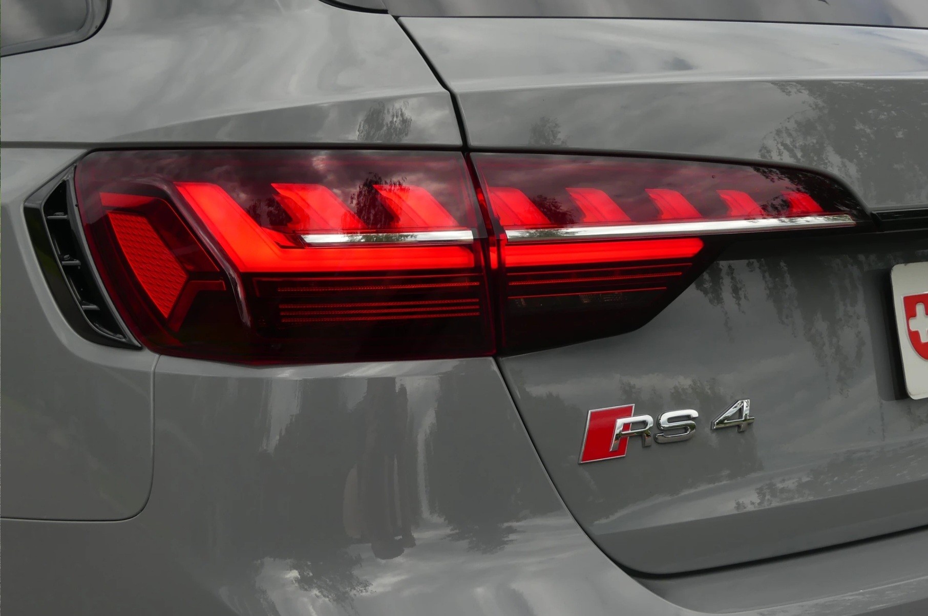 AUDI 2.9 V6 TFSI quattro T-Tronic-image-2