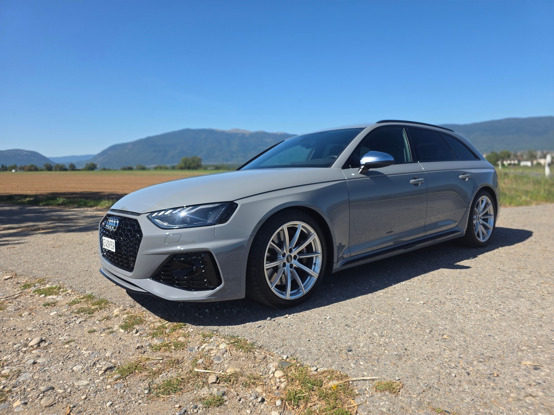 AUDI Audi RS4 Avant 2.9 V6 Biturbo Quattro - Nardo Gray / AMAG / B&O / DRC / GRIS NARDO-image-2
