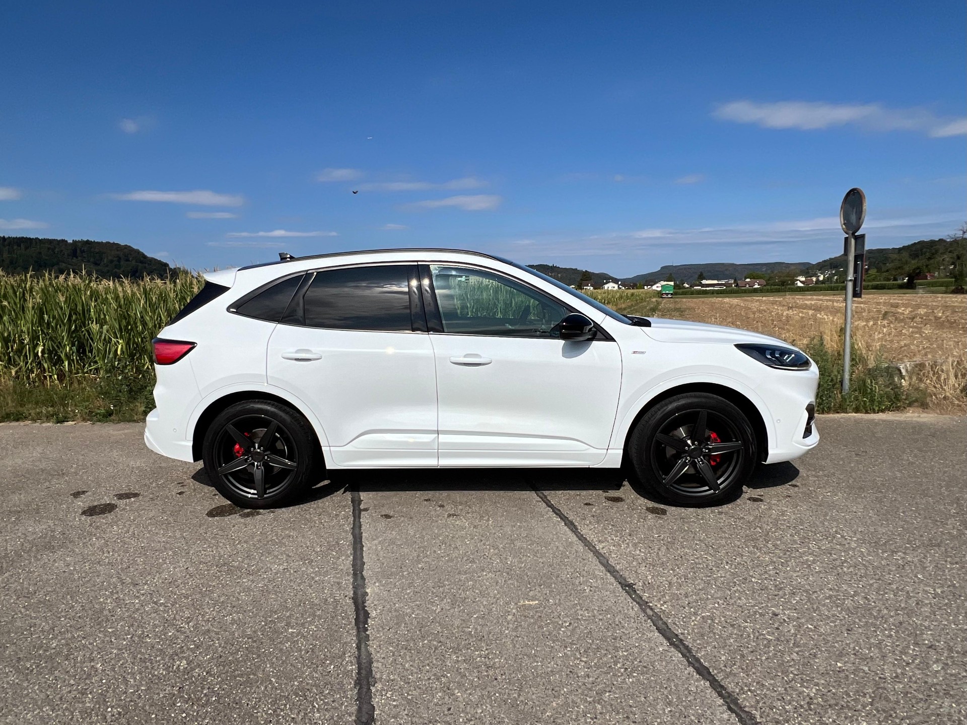 FORD Kuga 2.5 FHEV ST-Line X 4WD-image-5