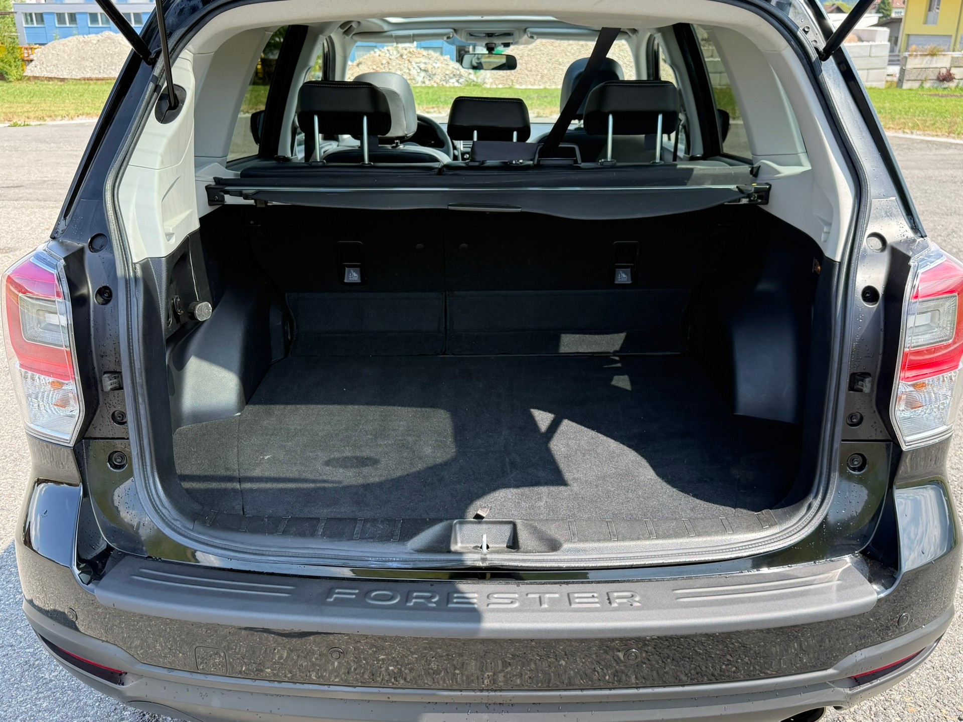 SUBARU Forester 2.0i Swiss Lineartronic-image-7