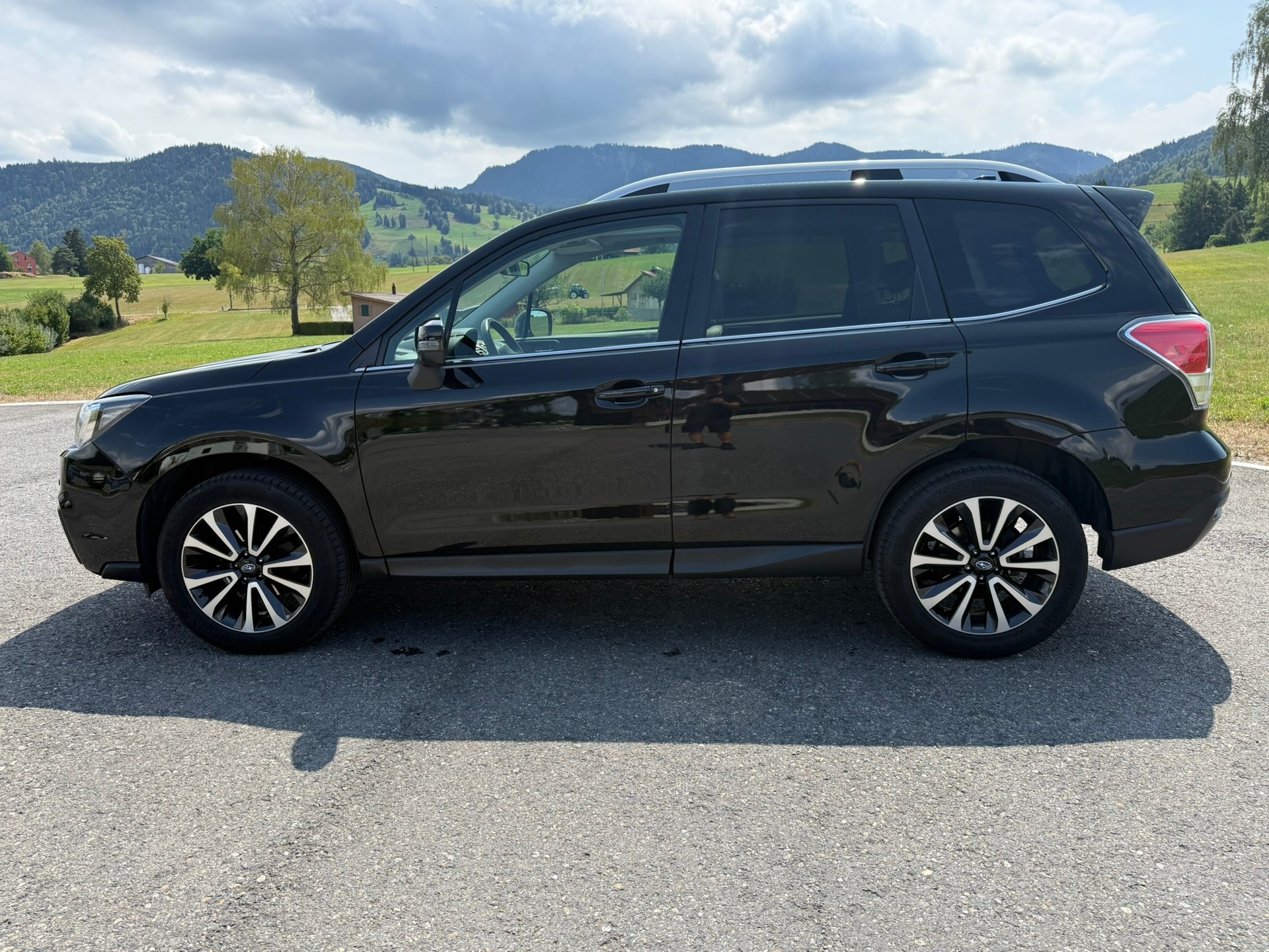 SUBARU Forester 2.0i Swiss Lineartronic-image-5