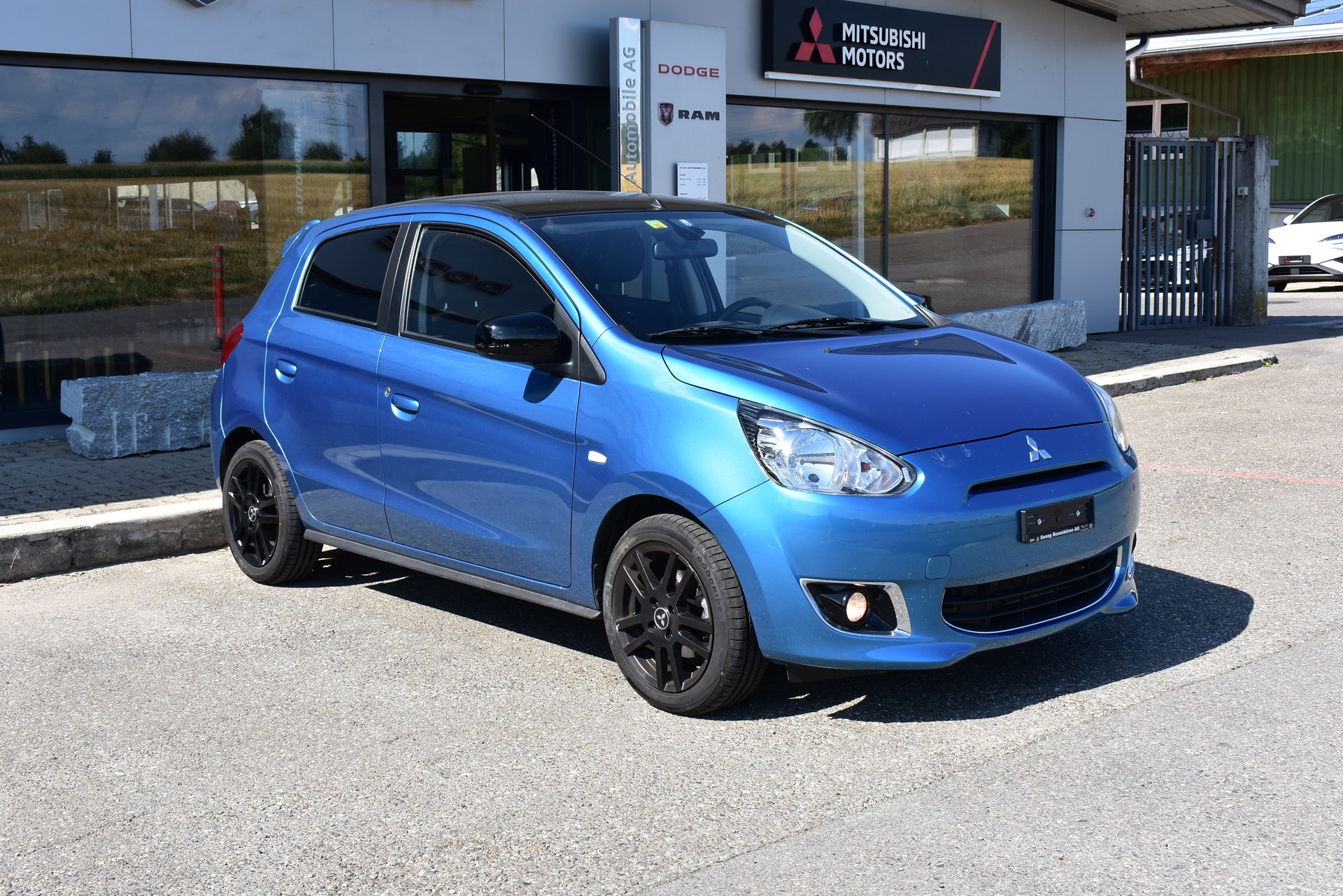MITSUBISHI Space Star 1.2 Color Collection CVT-image-1